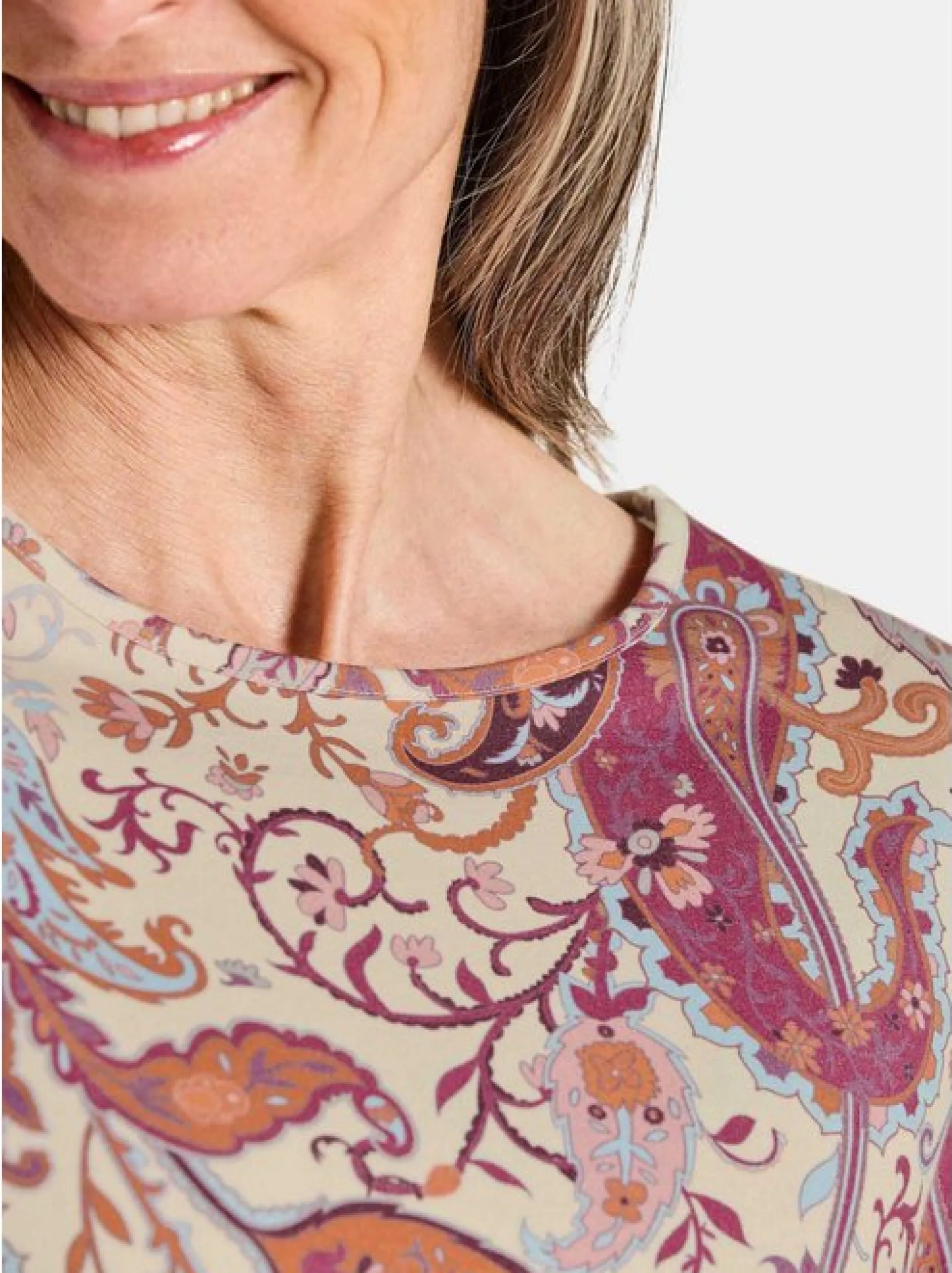 Goldner Damen Shirts - Kurzgröße in pink mehrfarbig