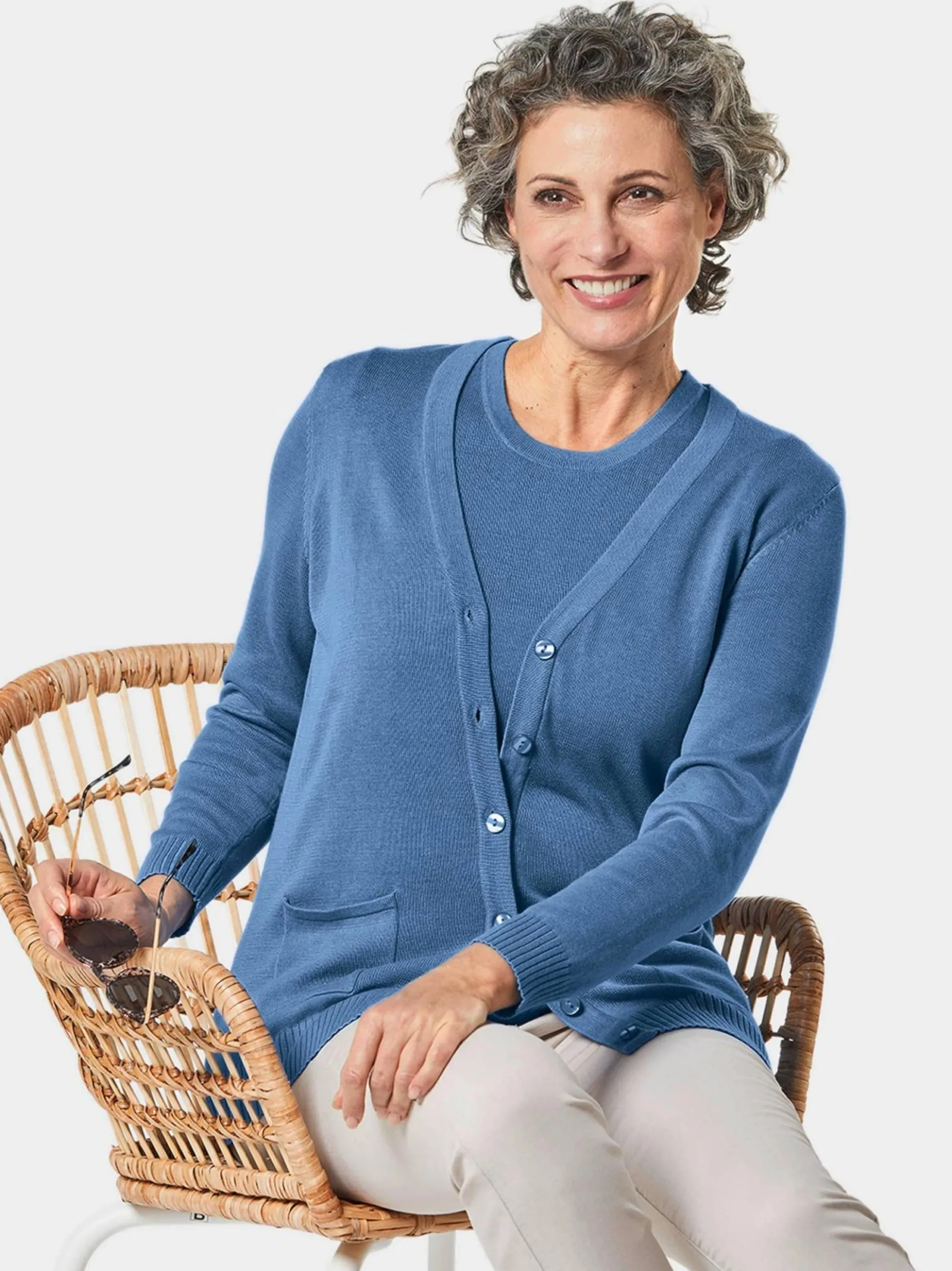 Goldner Damen Strick-Sets - Kurzgröße in blau
