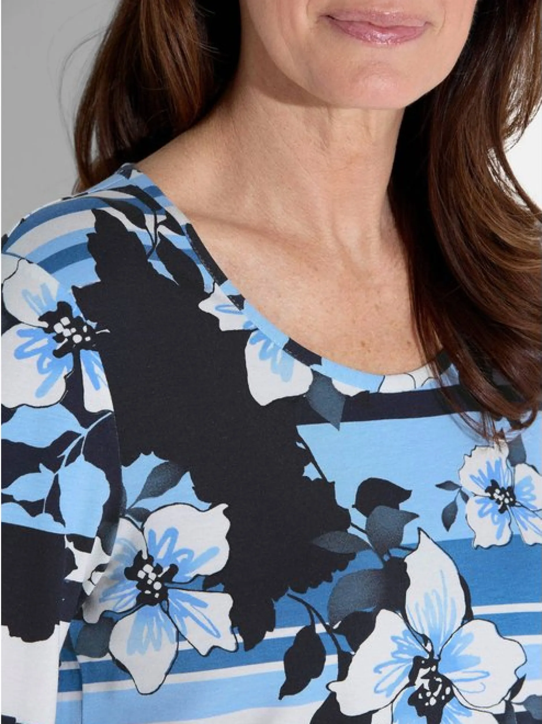 Goldner Damen T-Shirt - Kurzgröße in blau