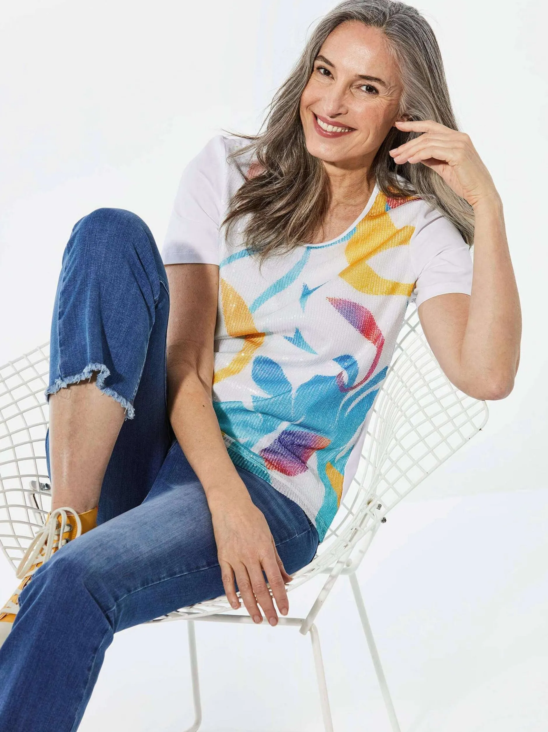 Goldner Damen T-Shirts in weiß - Ausschnitt: Rundhals