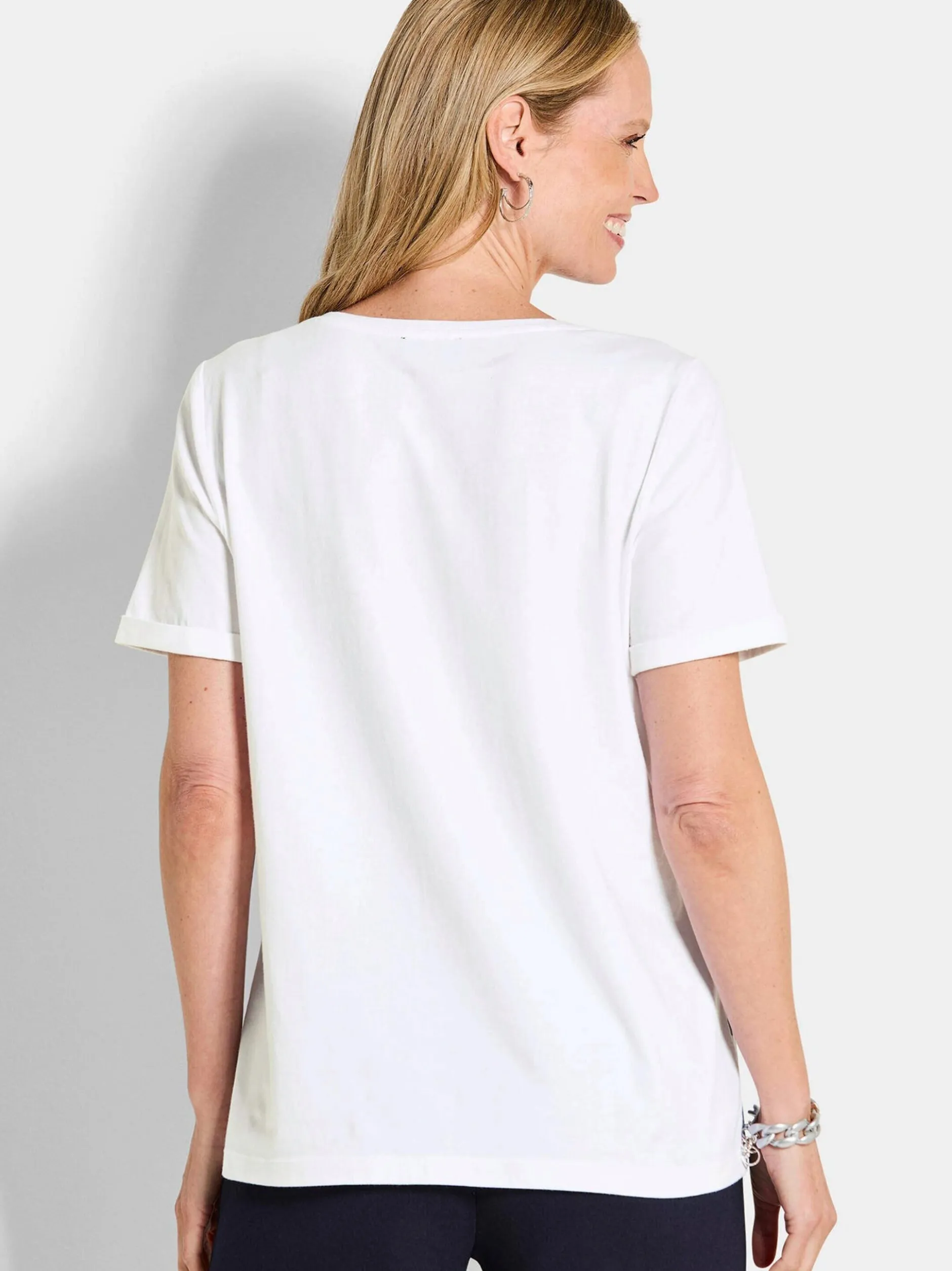 Goldner Damen T-Shirts in weiß - Ausschnitt: Rundhals