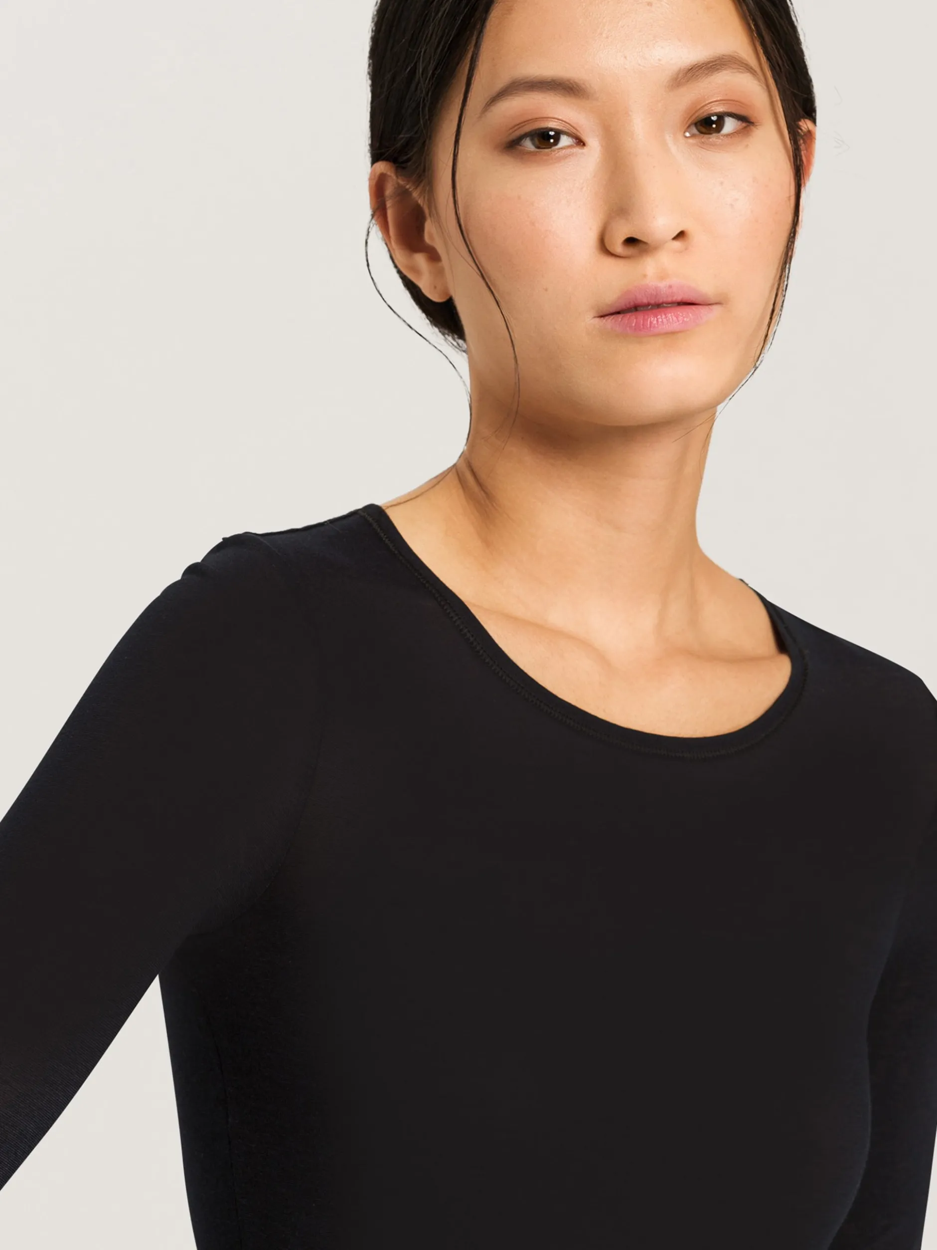 Hanro Damen Longsleeve - Ultralight in schwarz