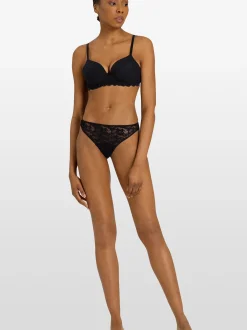 Hanro Damen String - Moments in schwarz