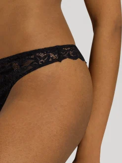 Hanro Damen String - Moments in schwarz