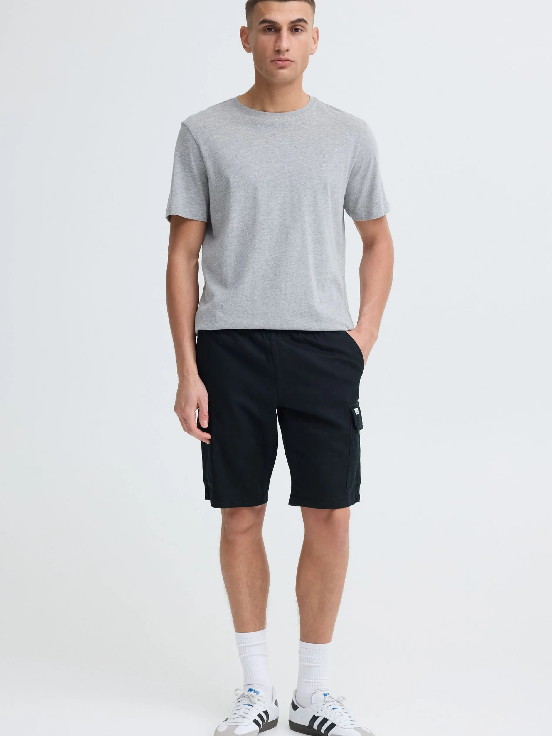 Indicode Herren Cargoshorts - IDZarwyn in schwarz