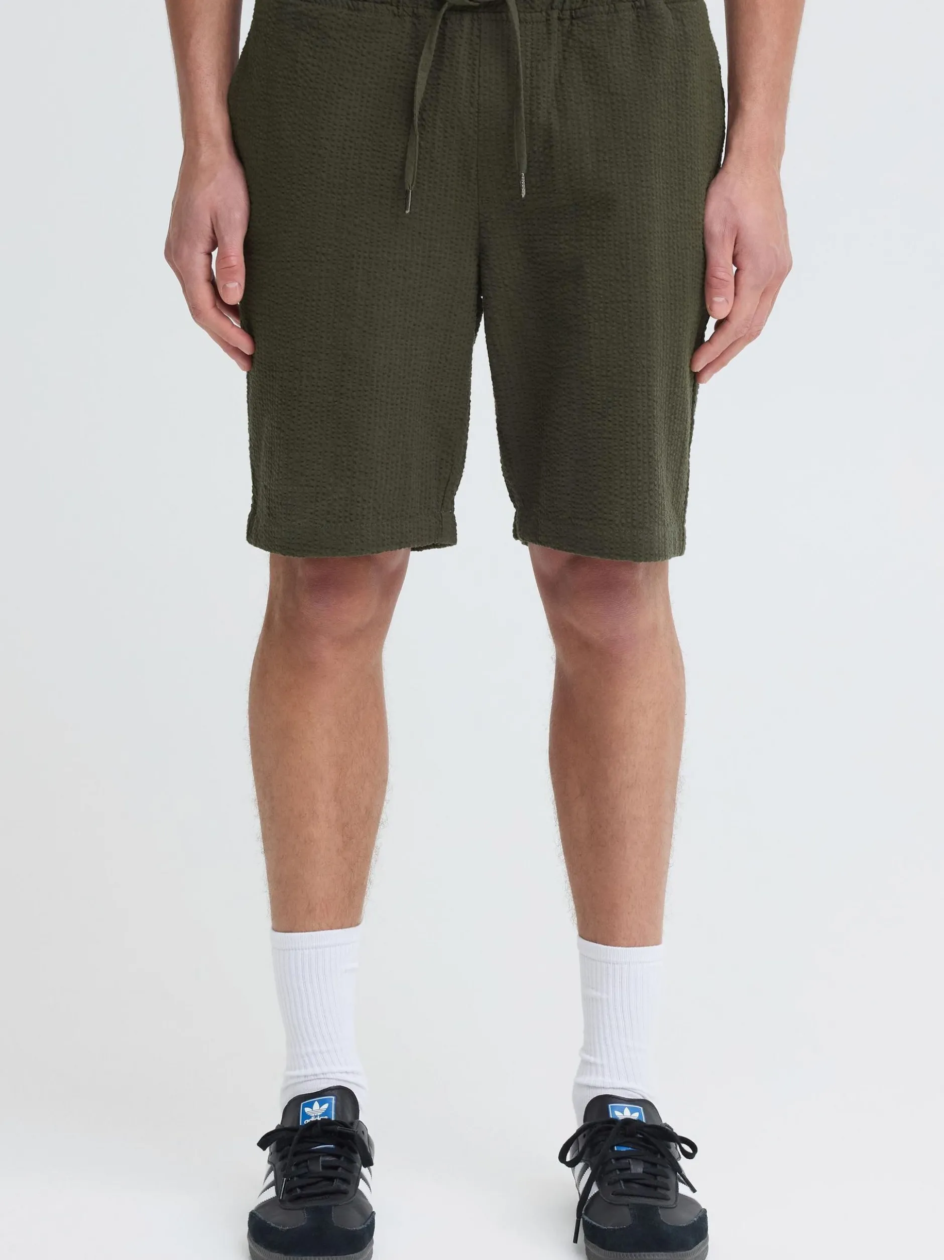 Indicode Herren Chinoshorts - IDCorson in grün