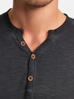 Indicode Herren Langarmshirt - INKilsone in schwarz