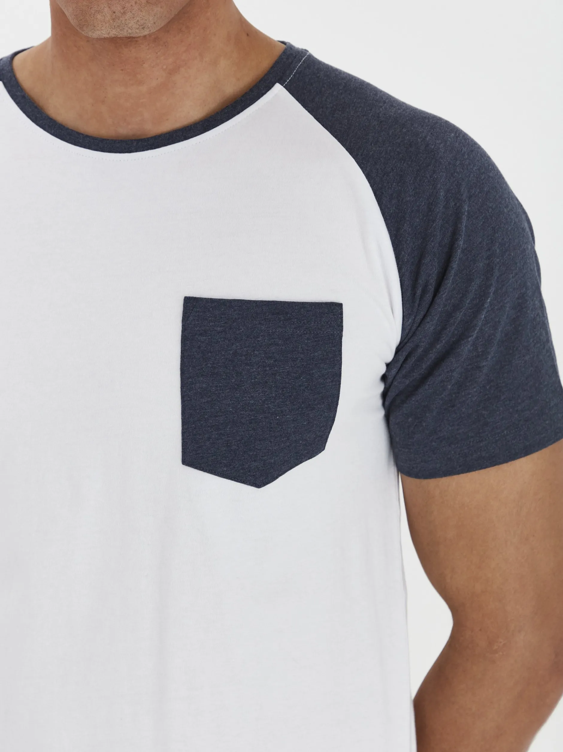 Indicode Herren Rundhalsshirt - IDGresham in weiß