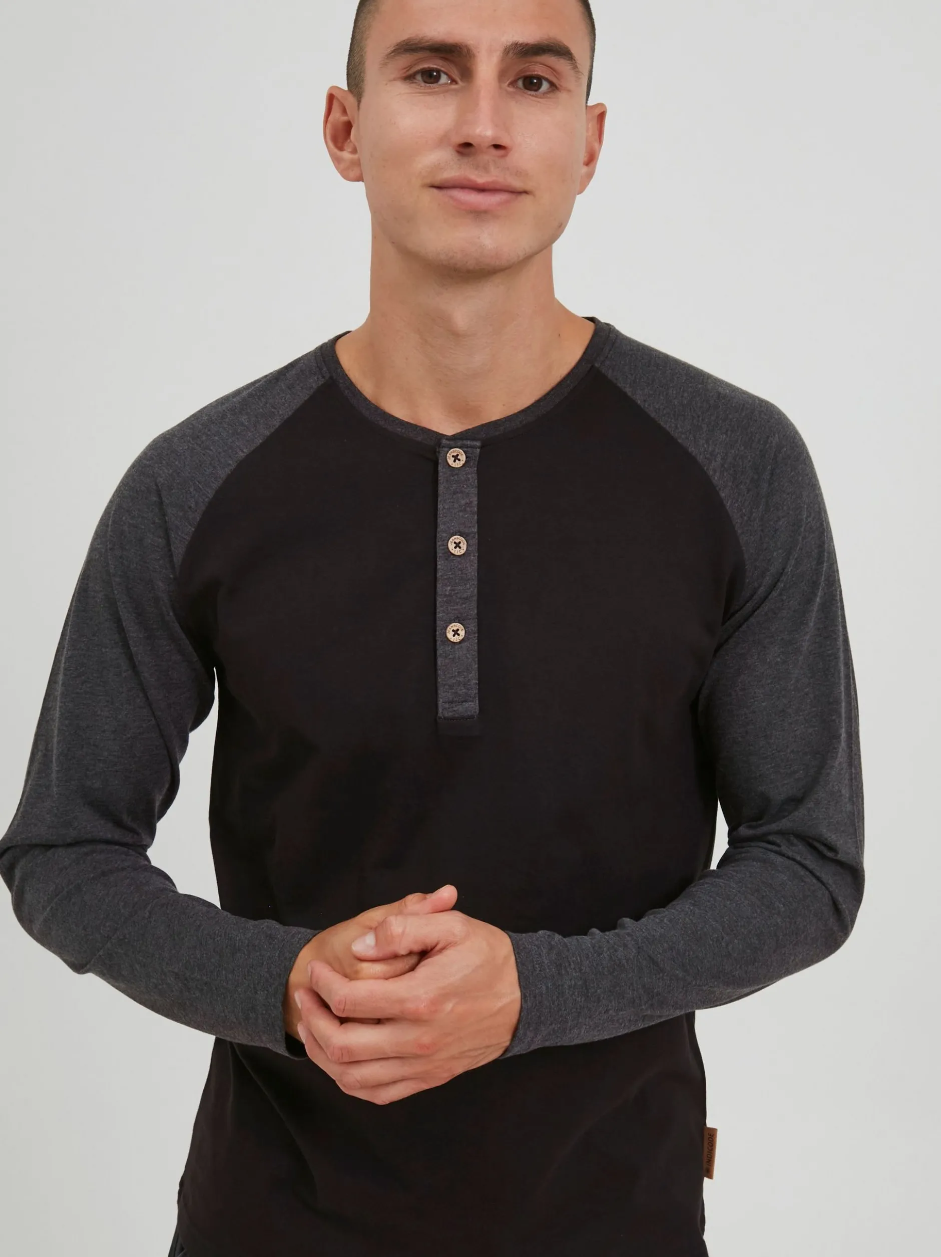Indicode Herren Rundhalsshirt - IDWinston in schwarz