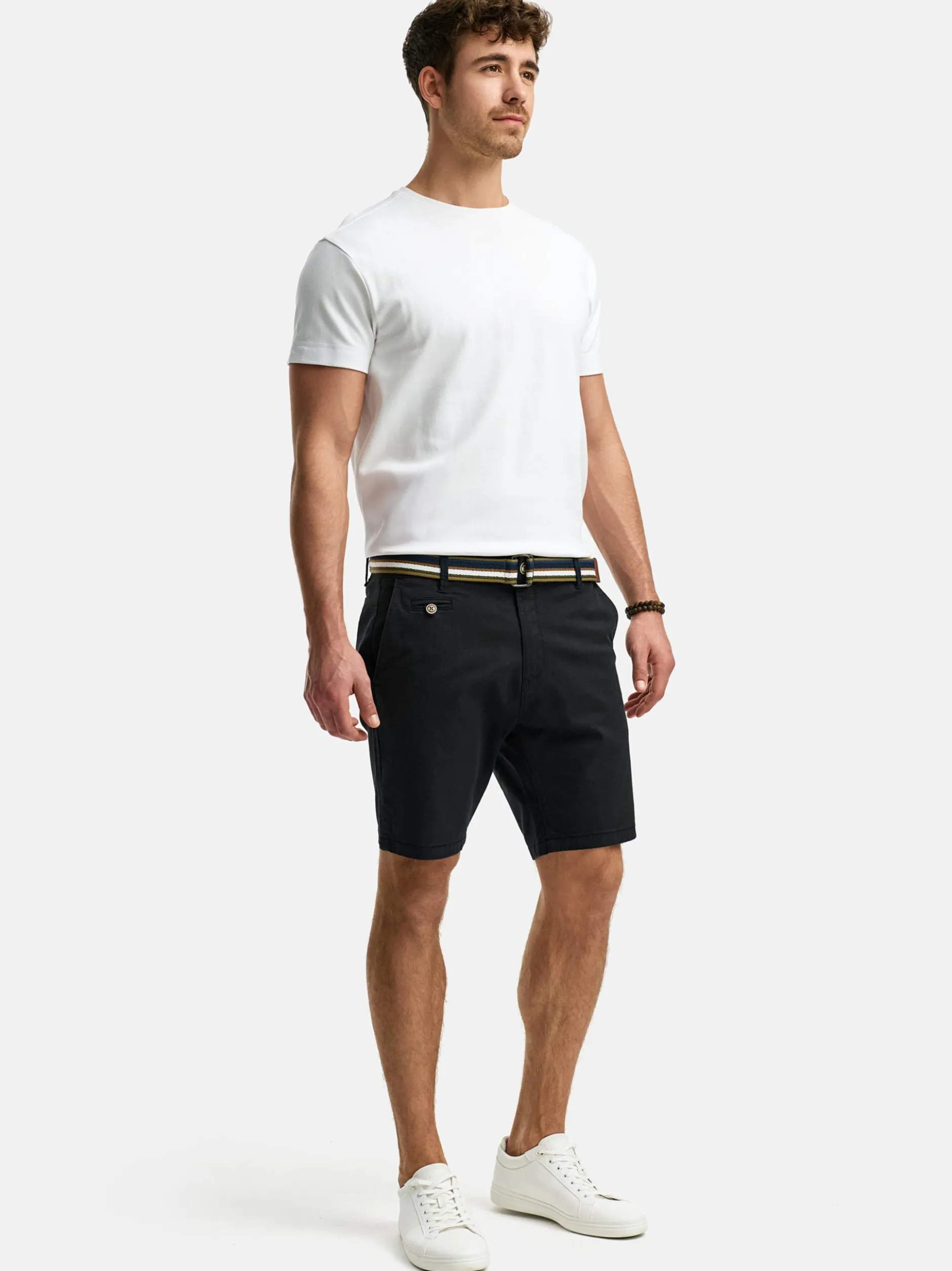 Indicode Herren Shorts Chino - INThews in schwarz