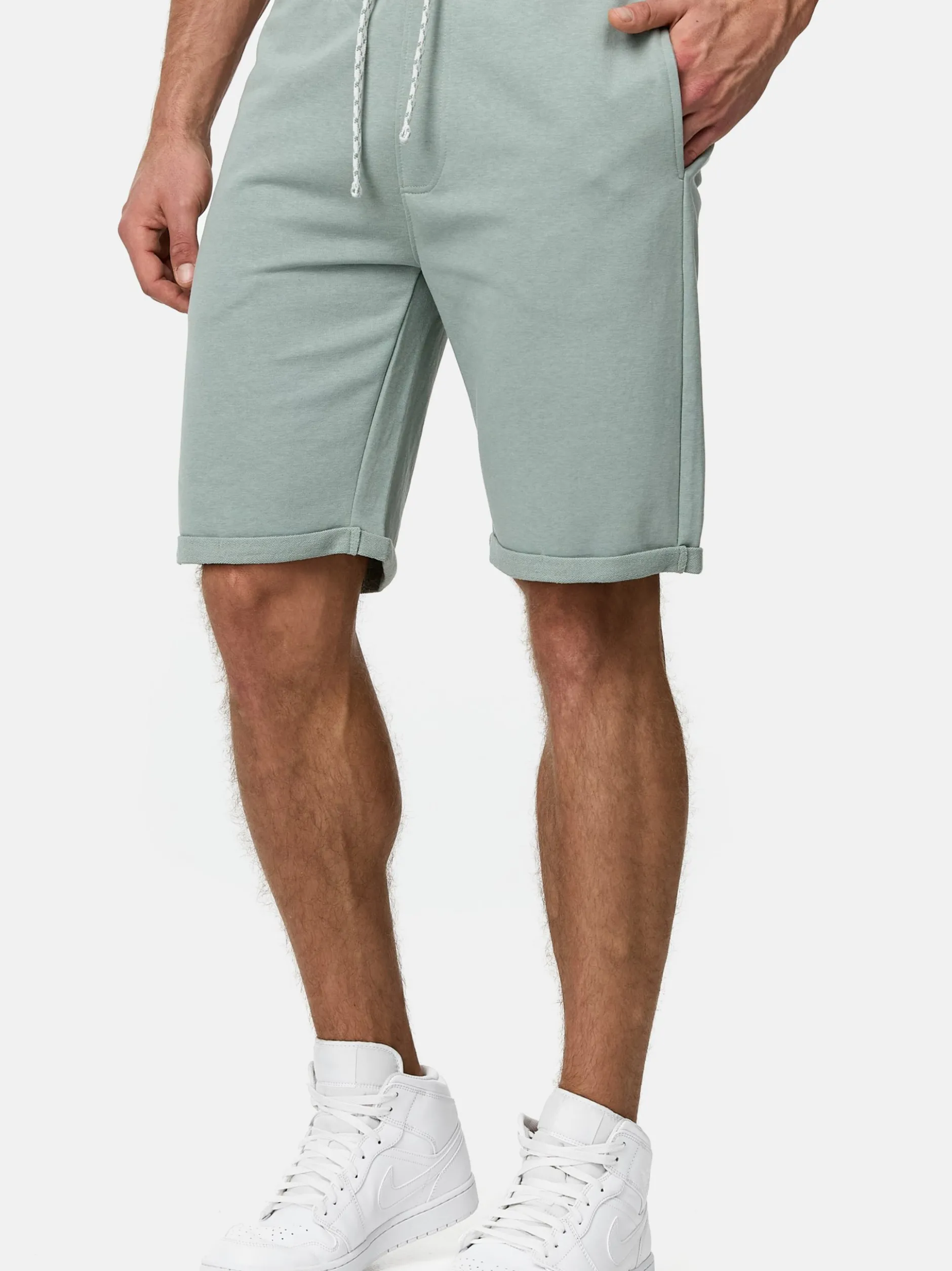 Indicode Herren Shorts Sweat - Aldrich in grün beige