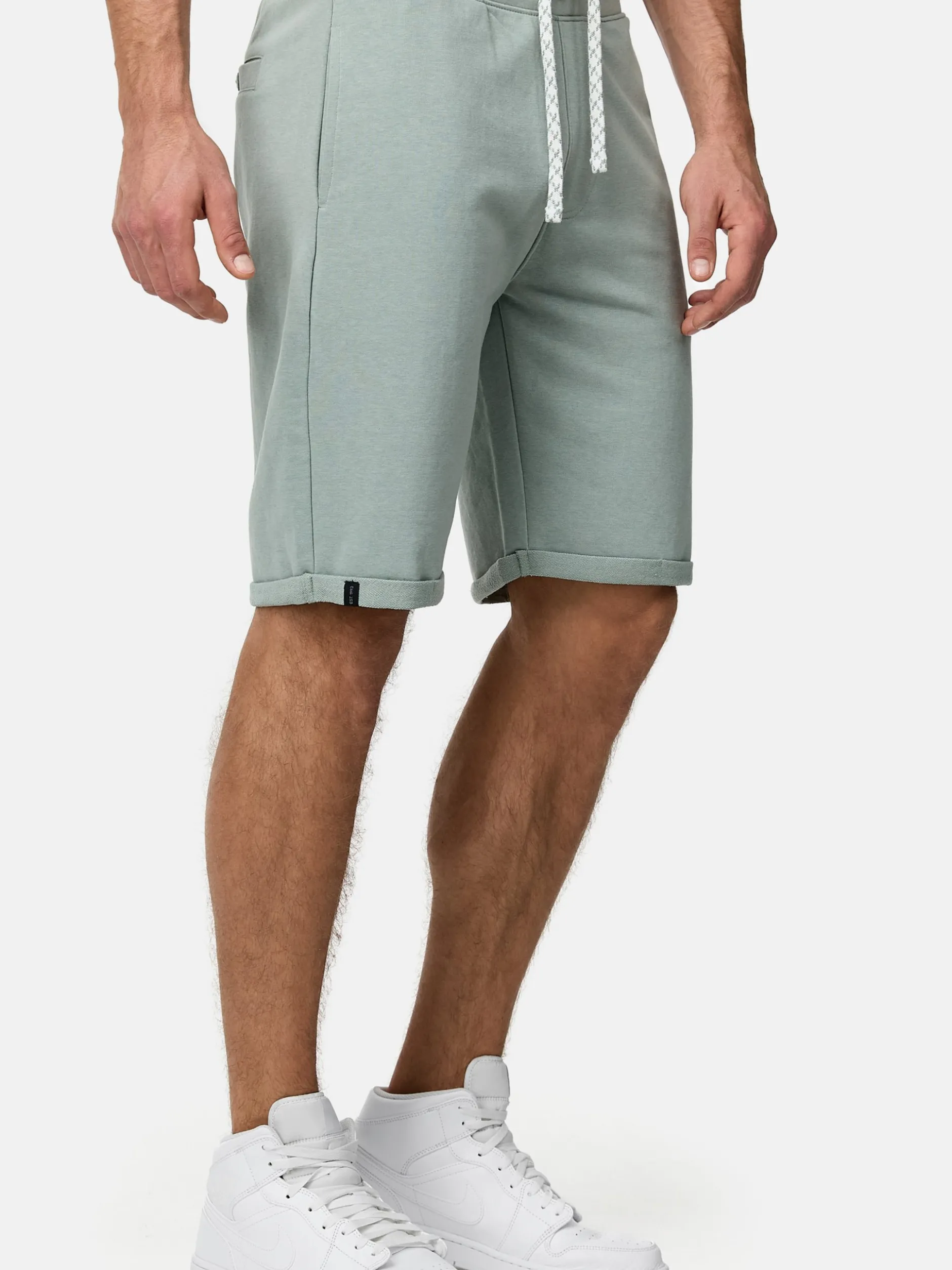 Indicode Herren Shorts Sweat - Aldrich in grün beige