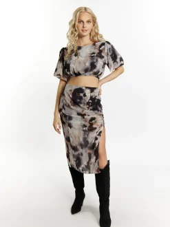IZIA Damen Bluse mit Batikmuster in schwarz