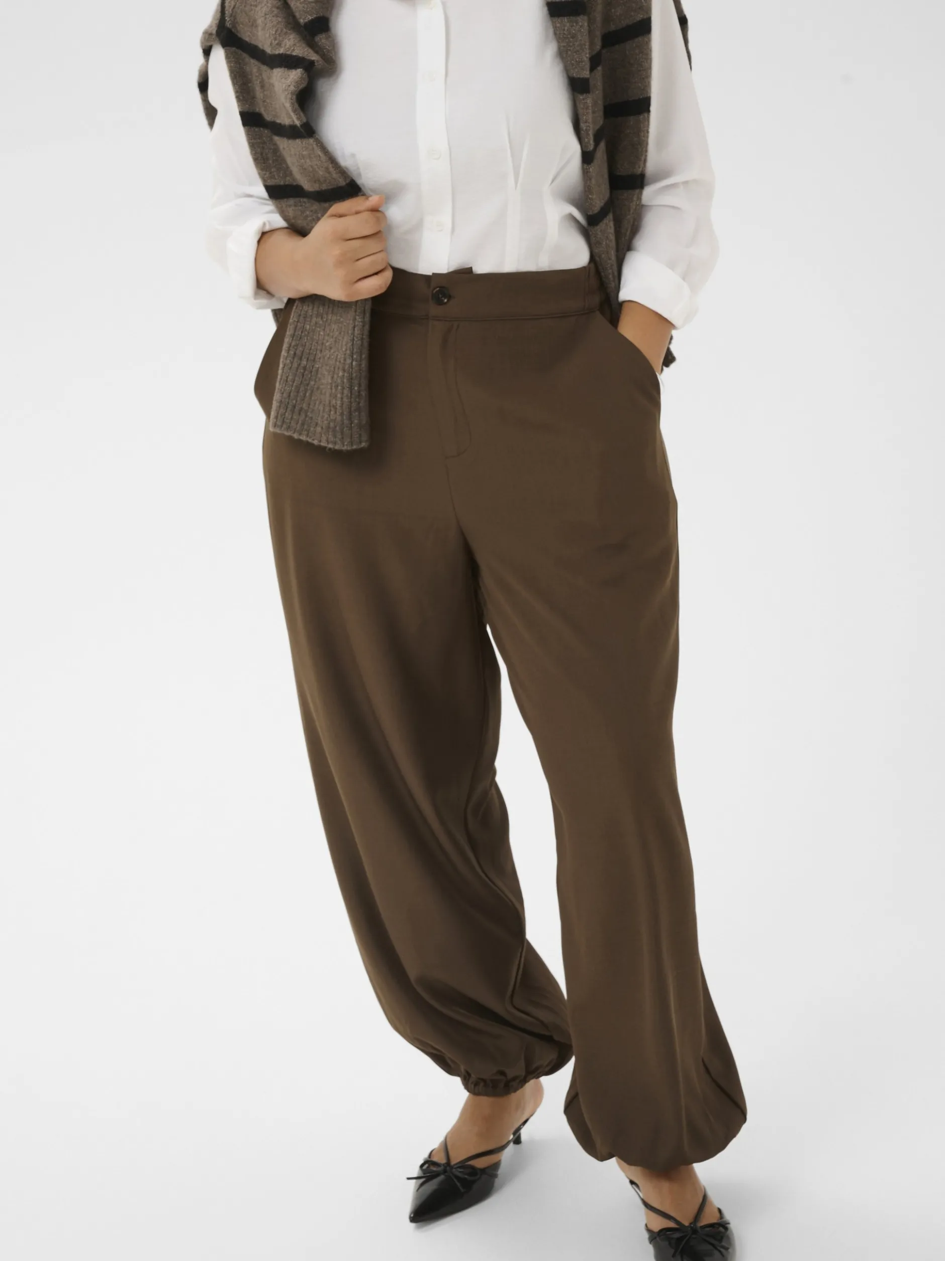Kaffe Curve Damen Hose KCyasmina in braun