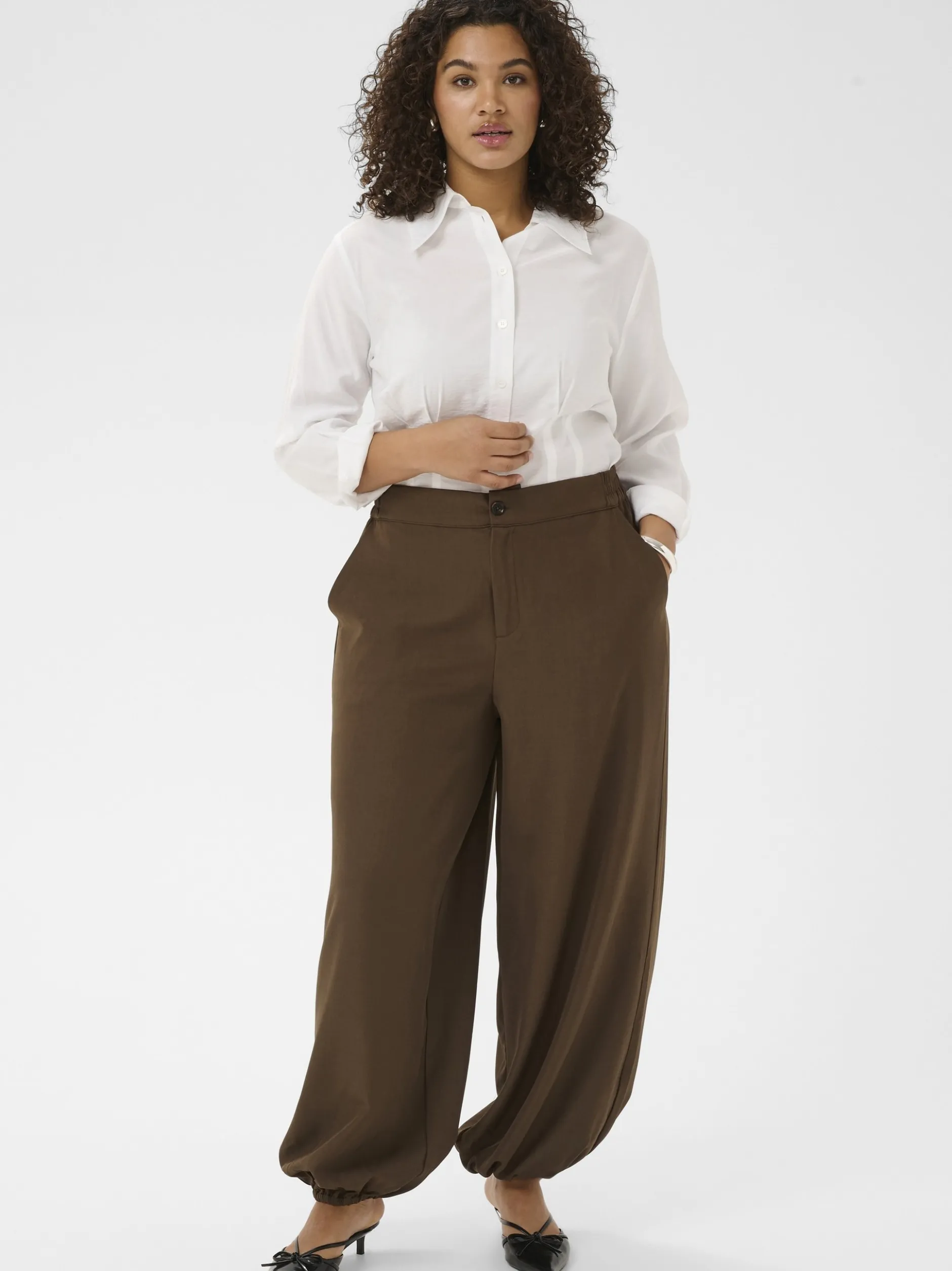 Kaffe Curve Damen Hose KCyasmina in braun