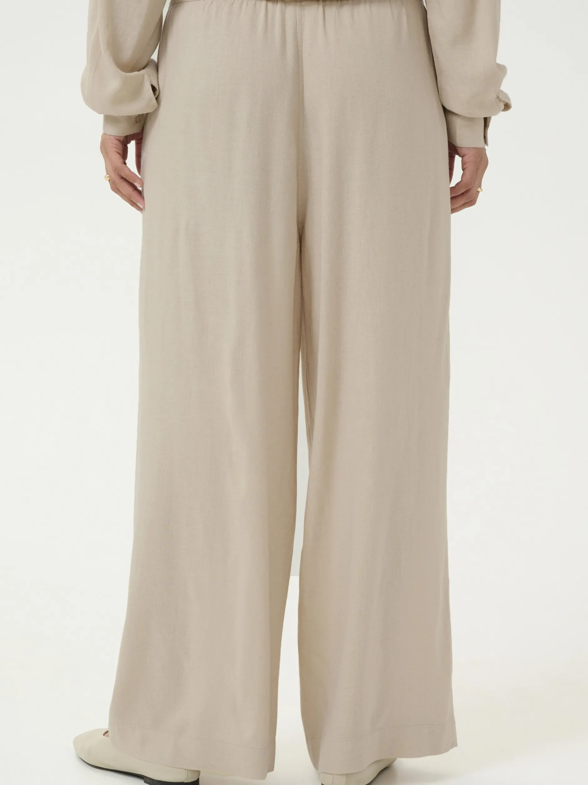 Kaffe Damen Casual Hose KAmilia Elastische Taille in beige