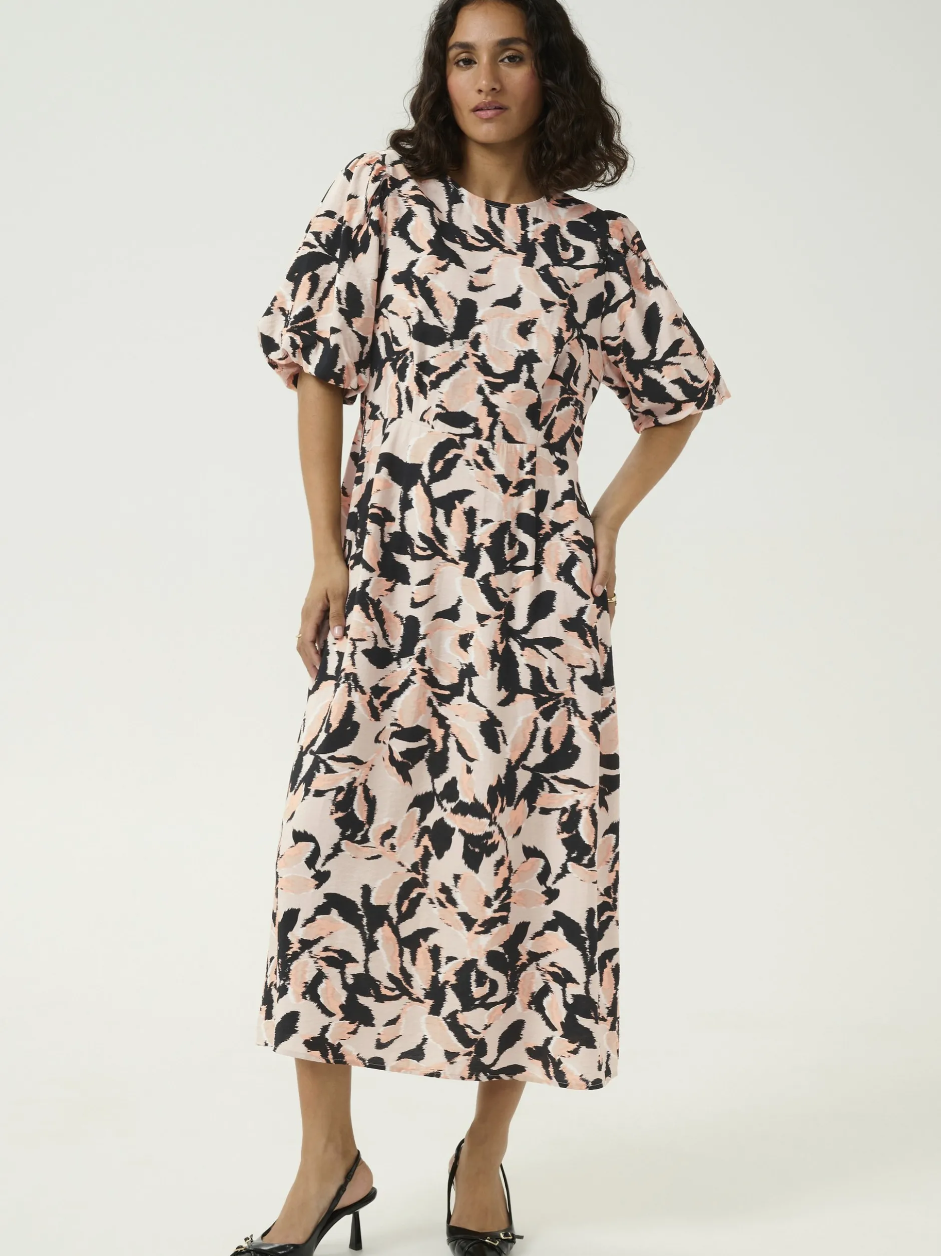 Kaffe Damen Kleid KApaco in sand mehrfarbig
