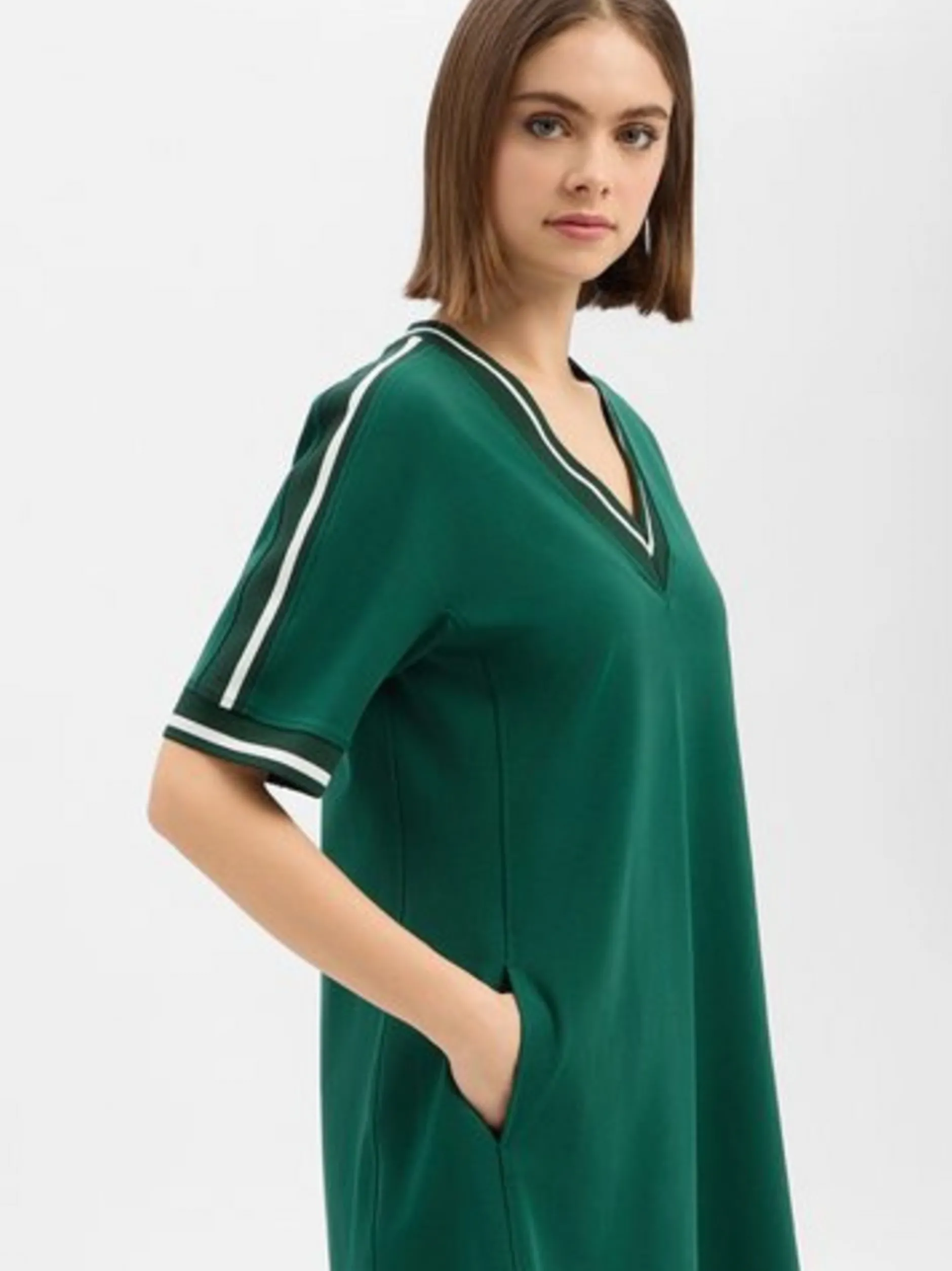 Marc Cain Sports Damen Kleid in grün - Ärmel: Halbarm
