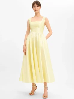 Marie Lund Damen Abendkleid in vanille - Ärmel: ohne Arm