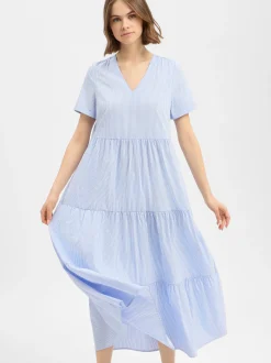 Marie Lund Damen Maxikleid in hellblau weiß