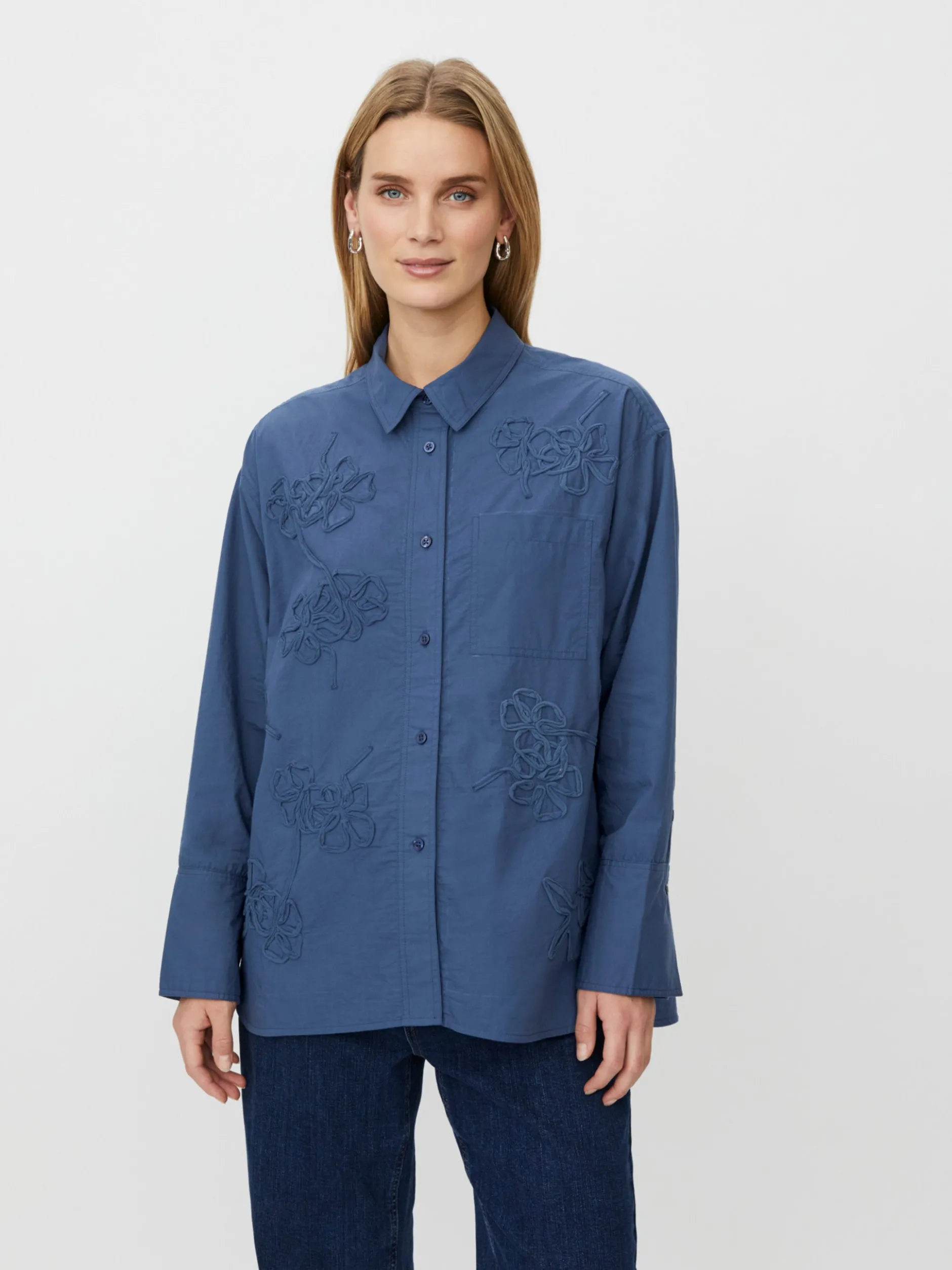 Masai Damen Hemdbluse in blau - Ausschnitt: Stehkragen