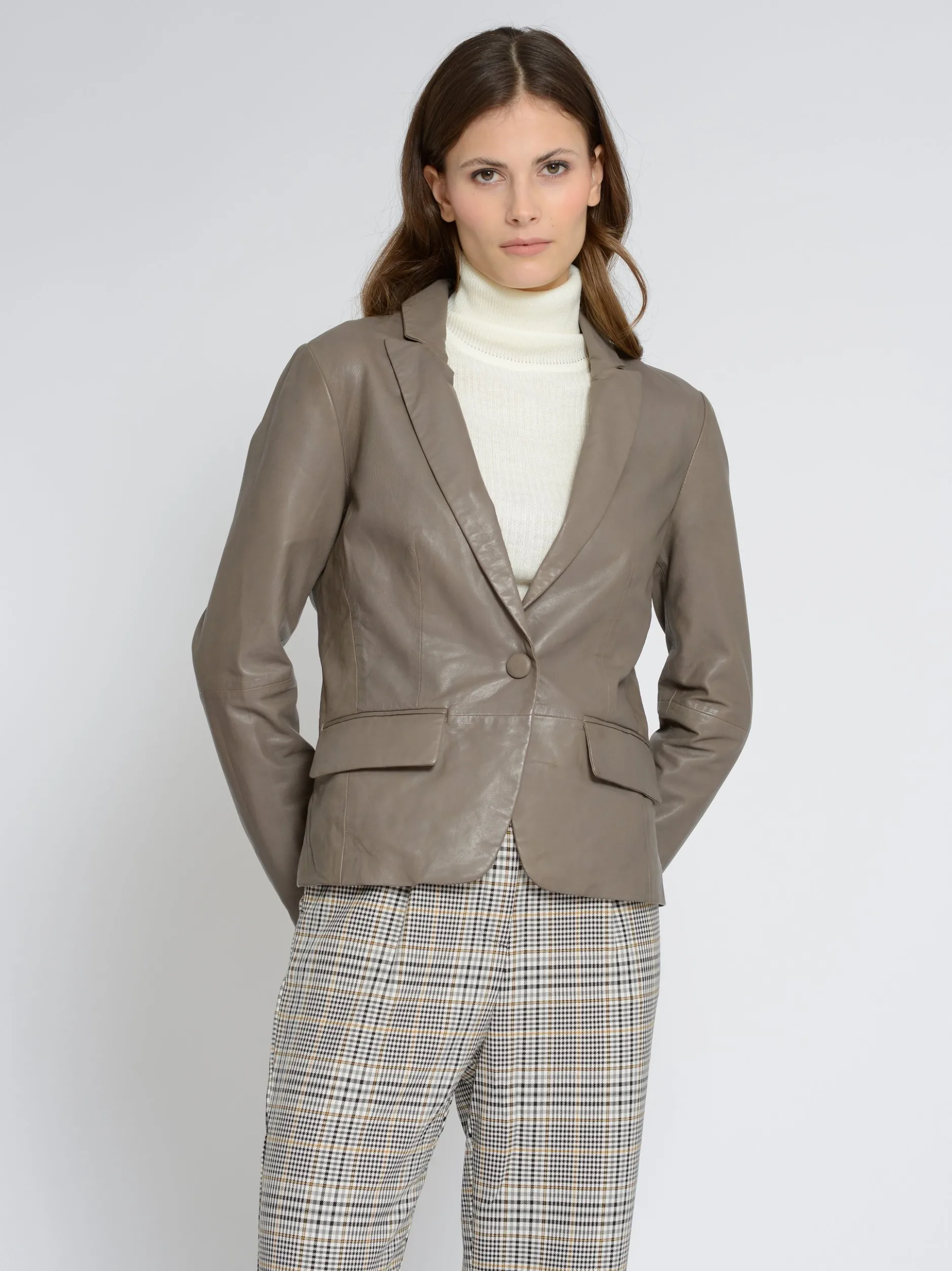 Maze Damen Lederblazer in taupe