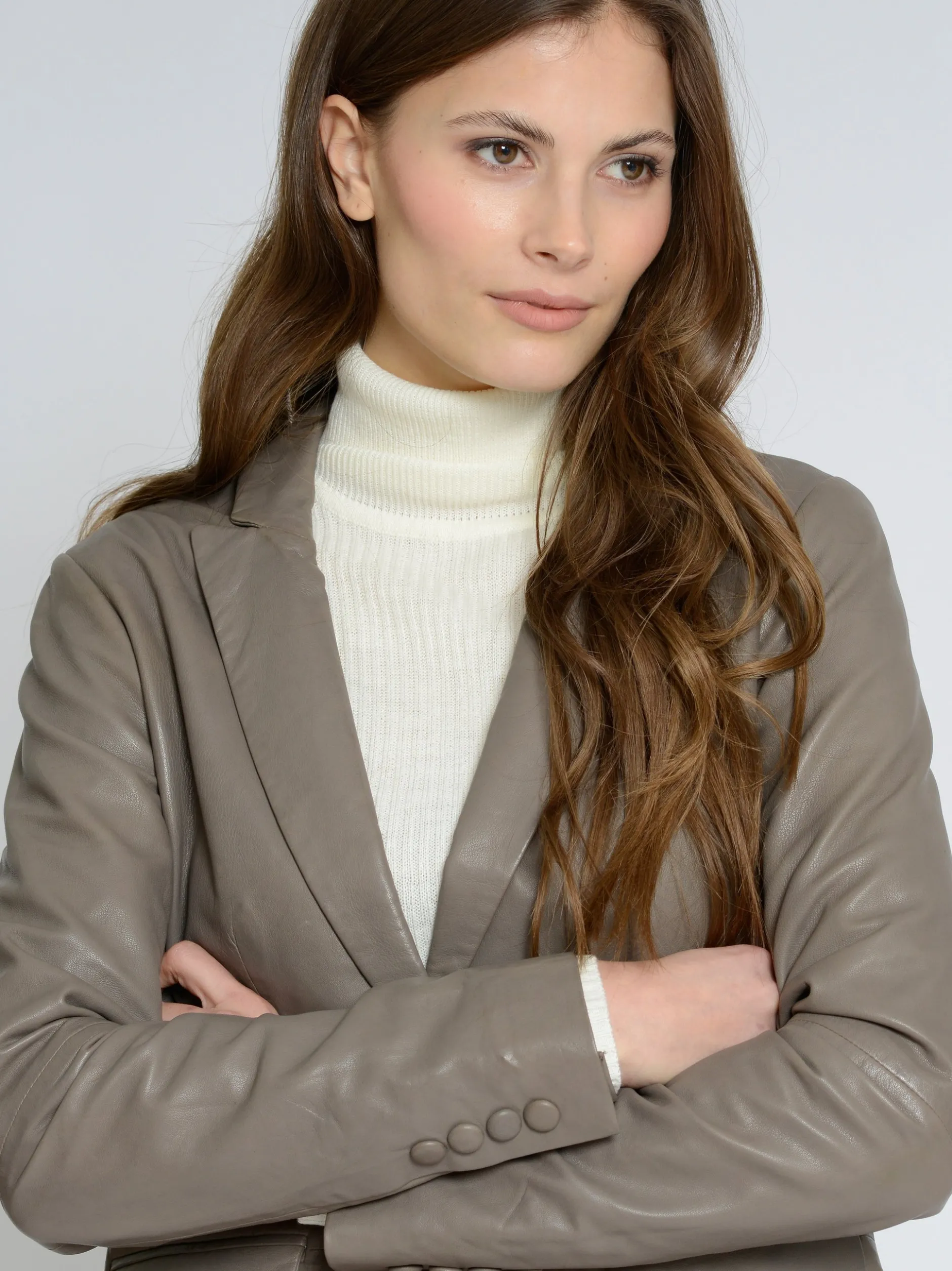 Maze Damen Lederblazer in taupe