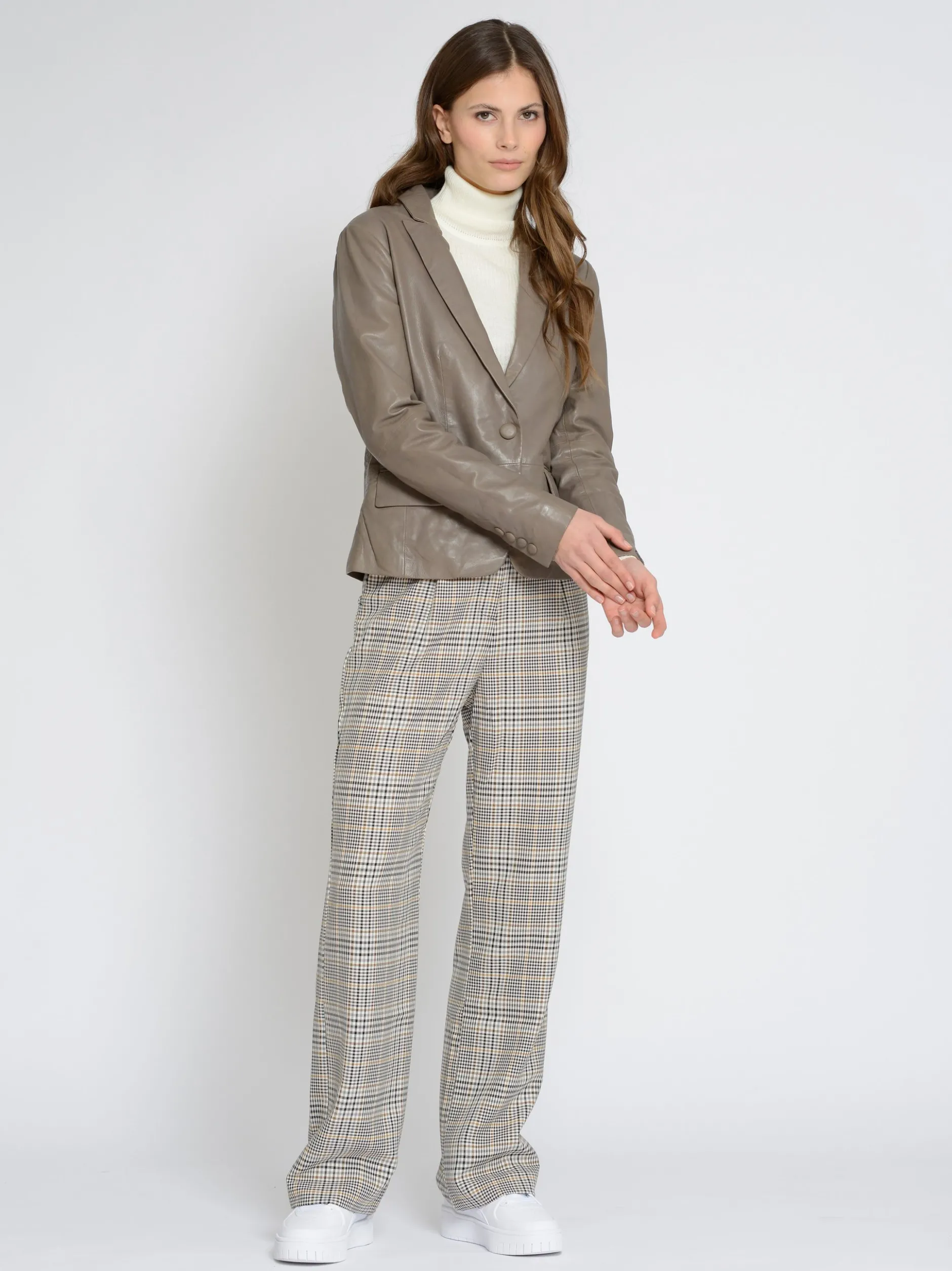 Maze Damen Lederblazer in taupe