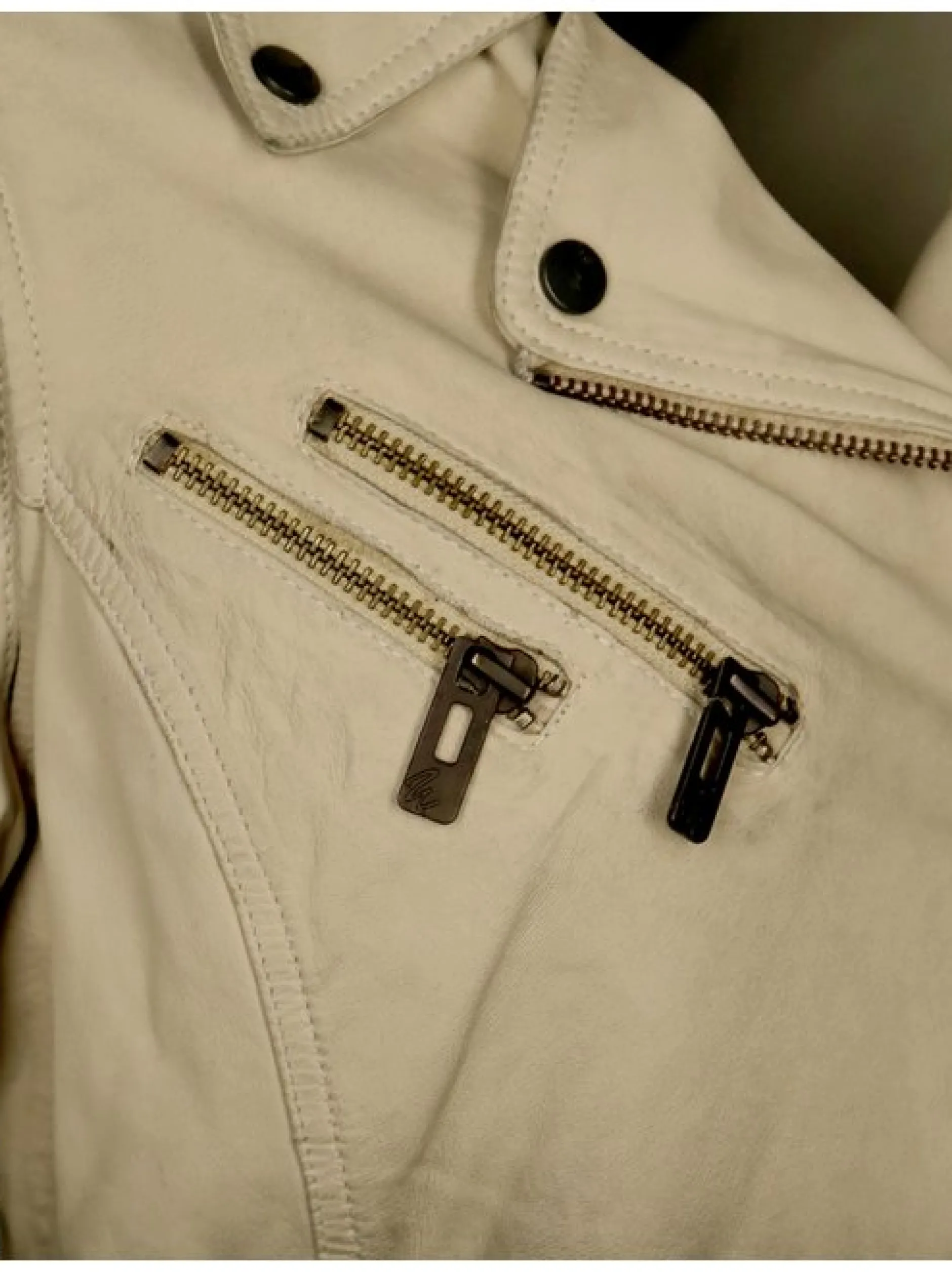 Maze Damen Lederjacke in beige