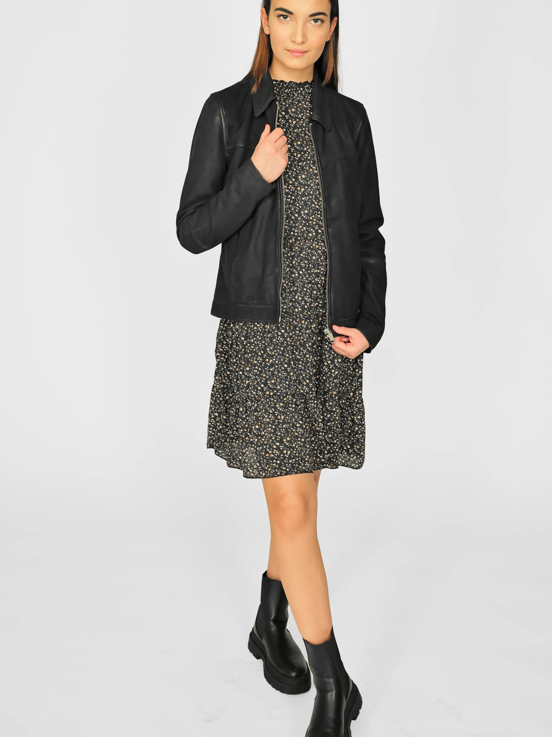 Maze Damen Lederjacke in schwarz