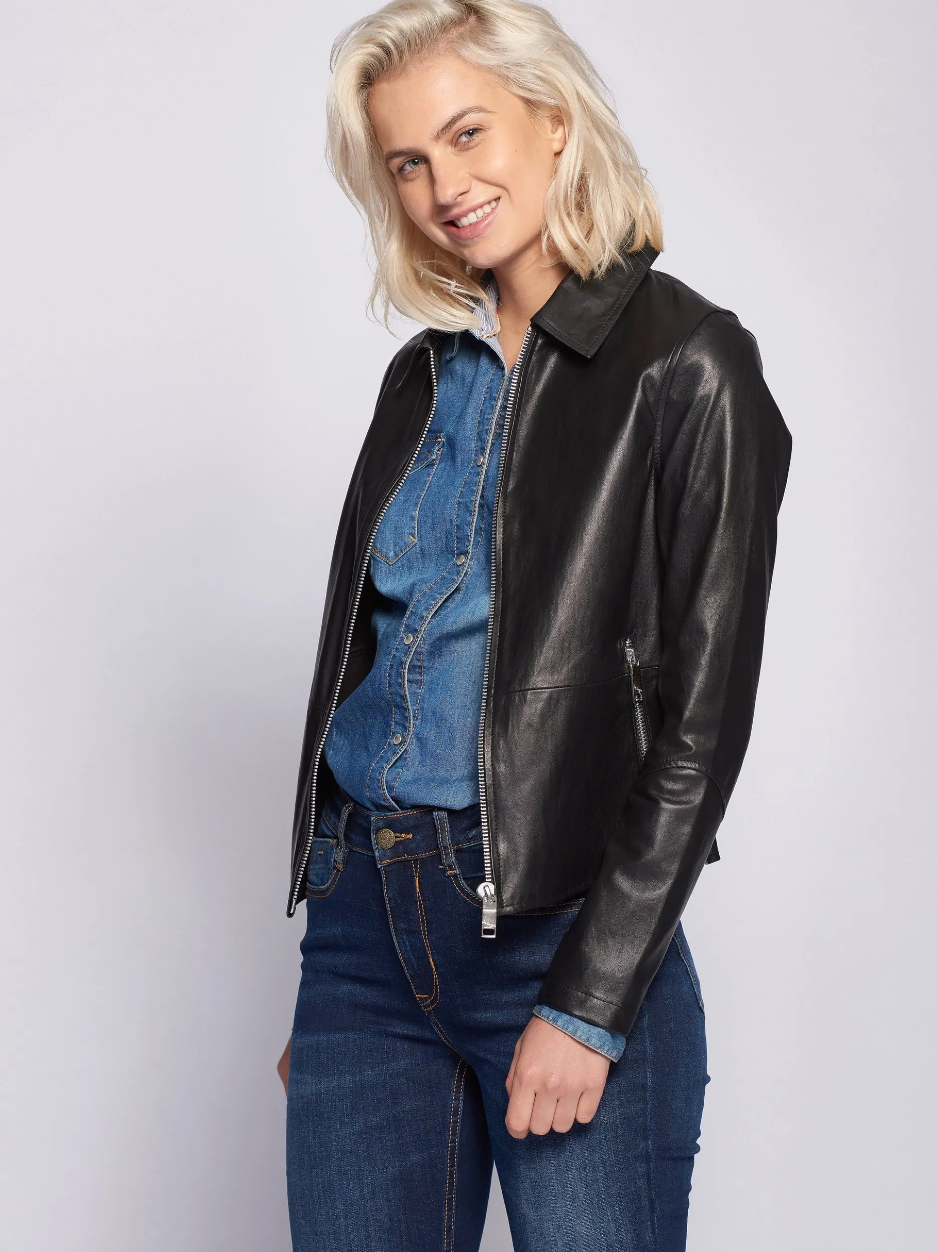 Maze Damen Lederjacke in schwarz