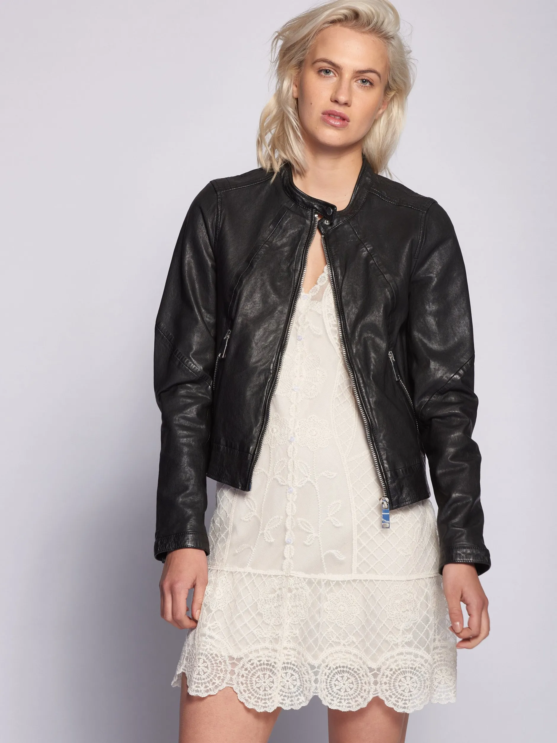 Maze Damen Lederjacke in schwarz