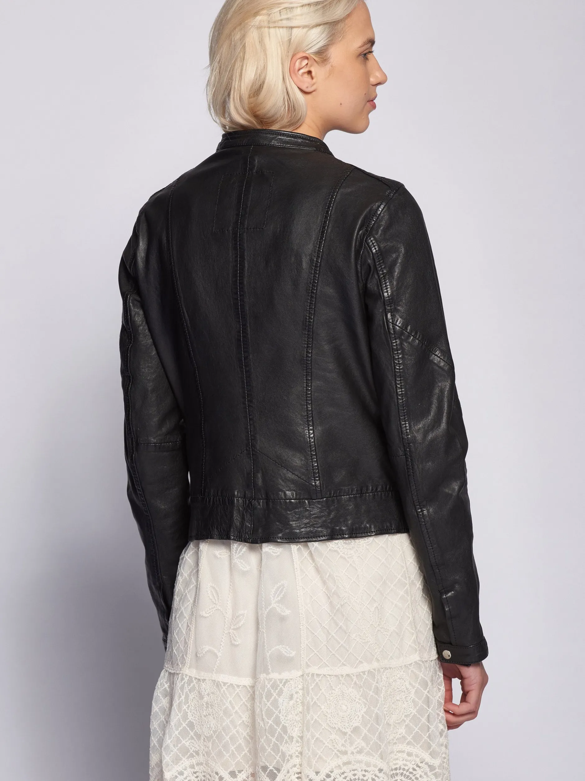 Maze Damen Lederjacke in schwarz