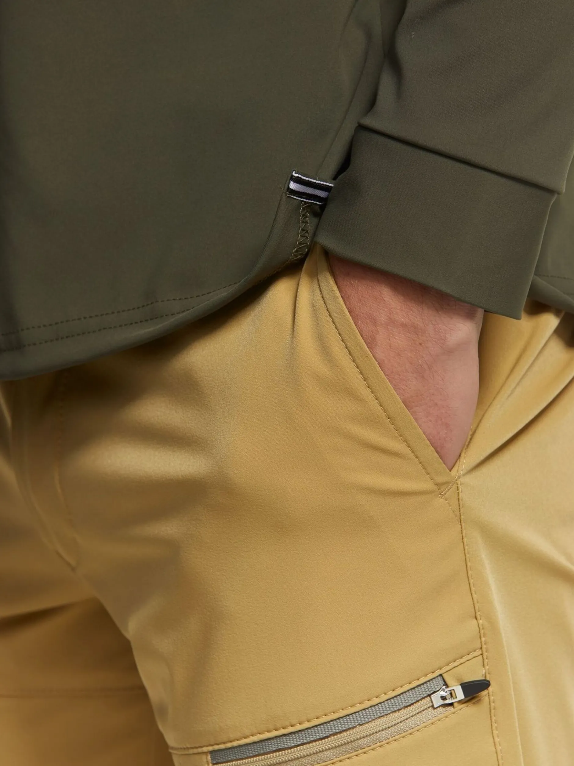 MEYER Herren Poloshirt - Bryson in oliv - Ärmel: langarm