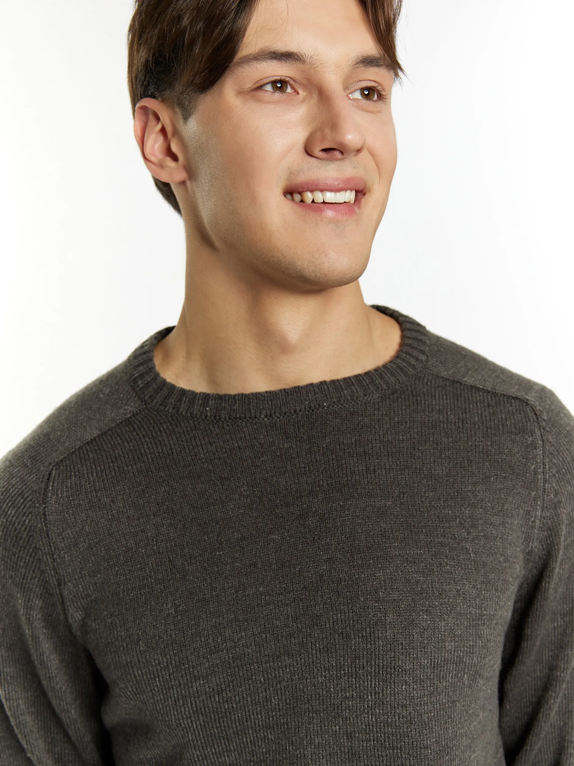 Mo Herren Pullover in anthrazit - Ausschnitt: Rundhals