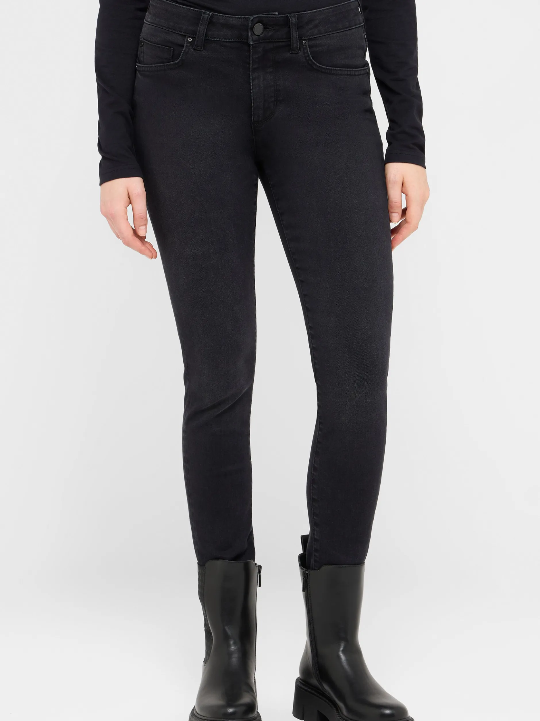 Mustang Damen Jeans in schwarz