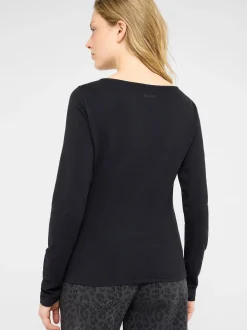 Mustang Damen T-Shirt in schwarz - Ausschnitt: U-Boot