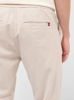 Mustang Herren Hose in sand