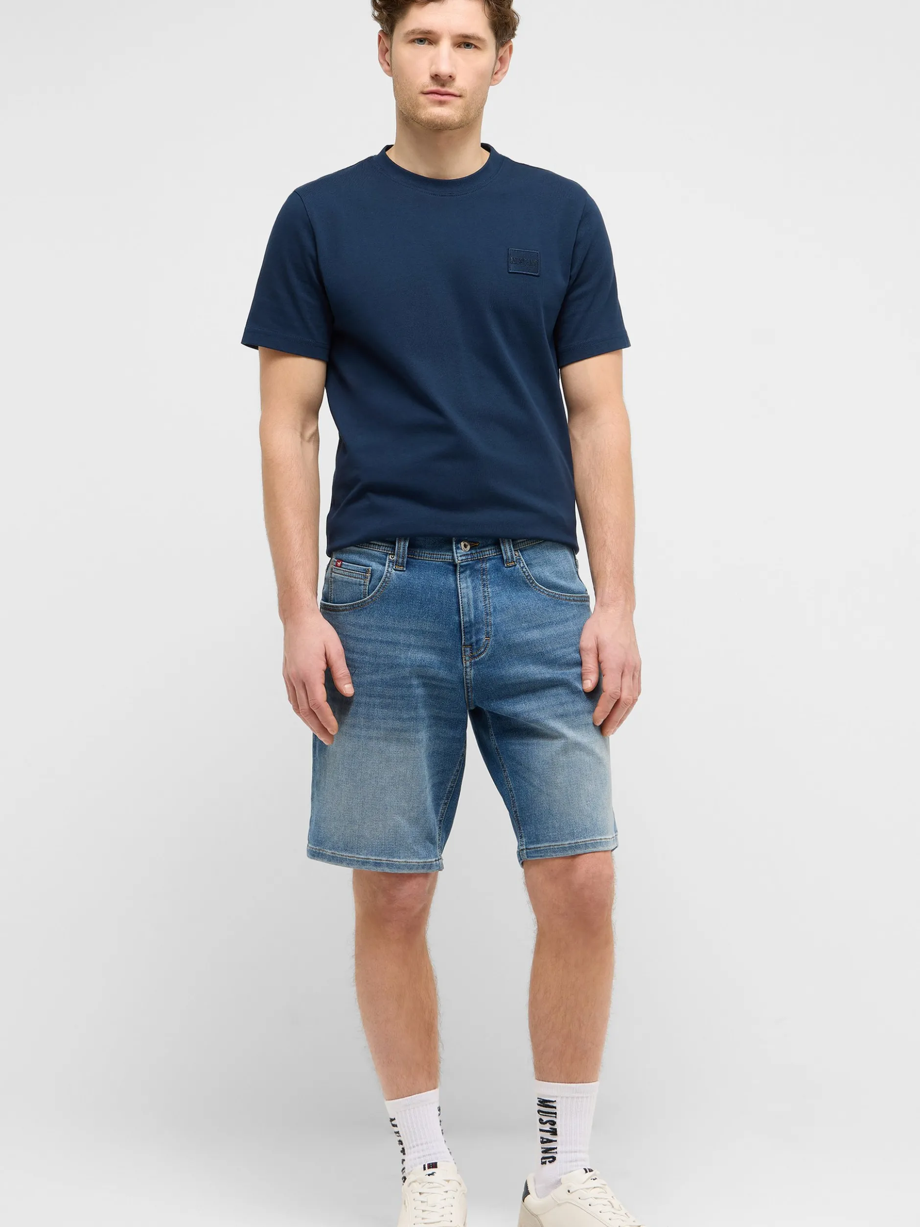 Mustang Herren Jeansshorts in light stone