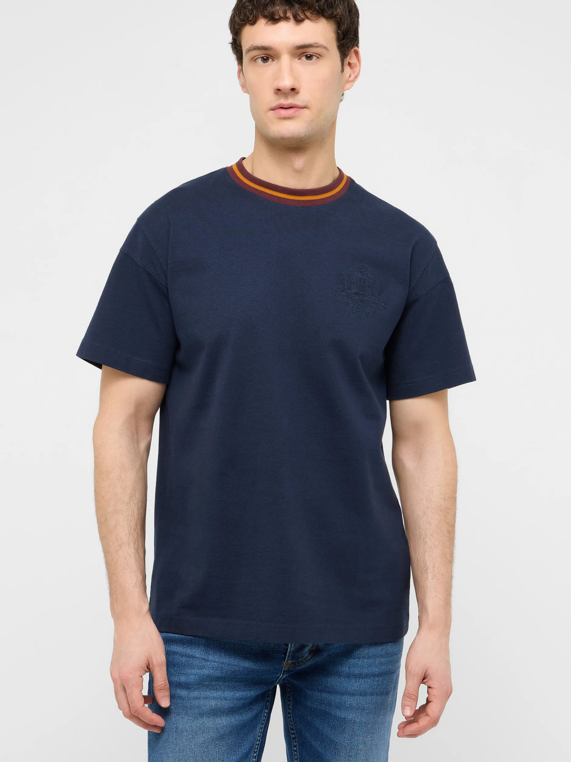 Mustang Herren T-Shirt in blau - Ausschnitt: Rundhals