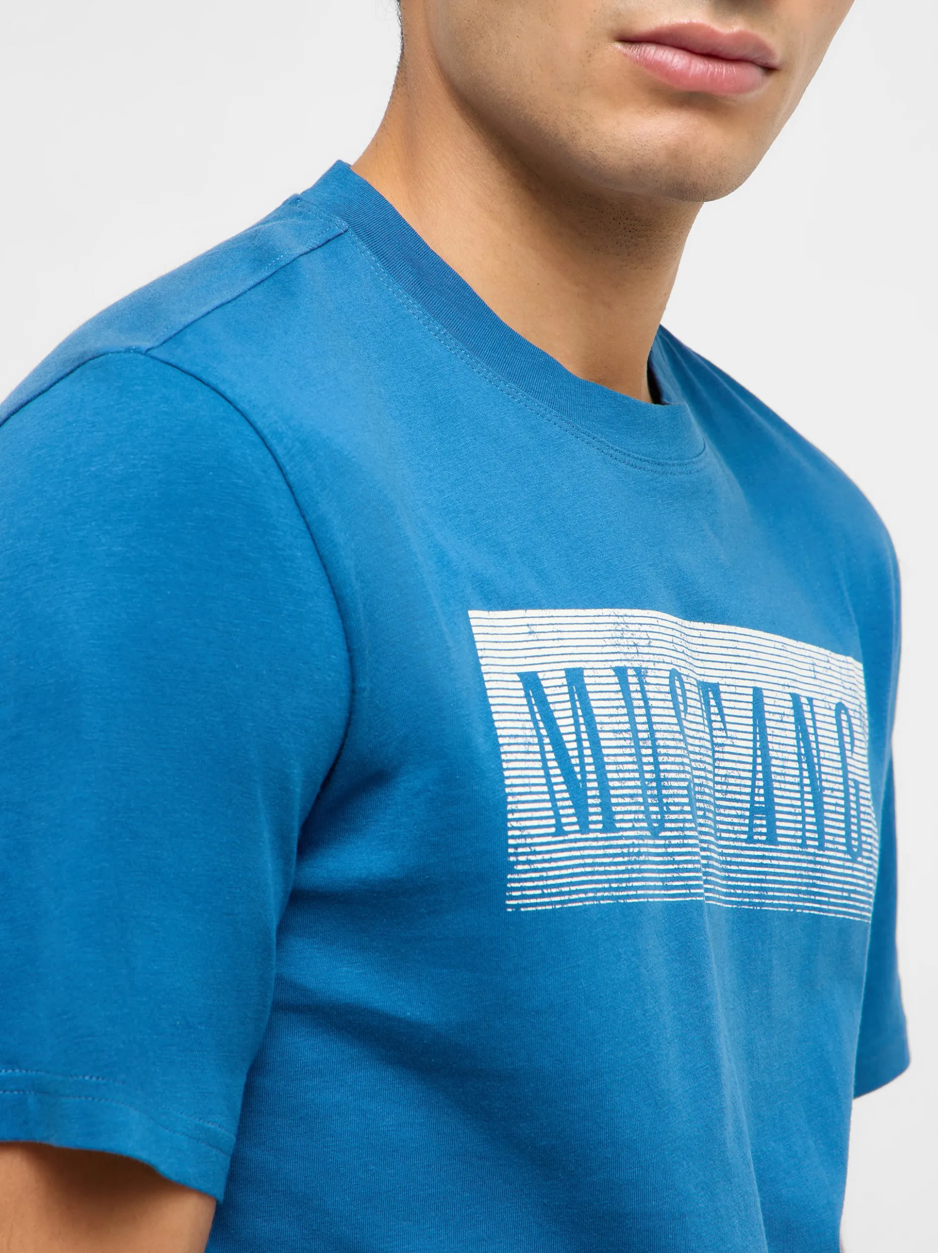 Mustang Herren T-Shirt in blau - Ausschnitt: Rundhals