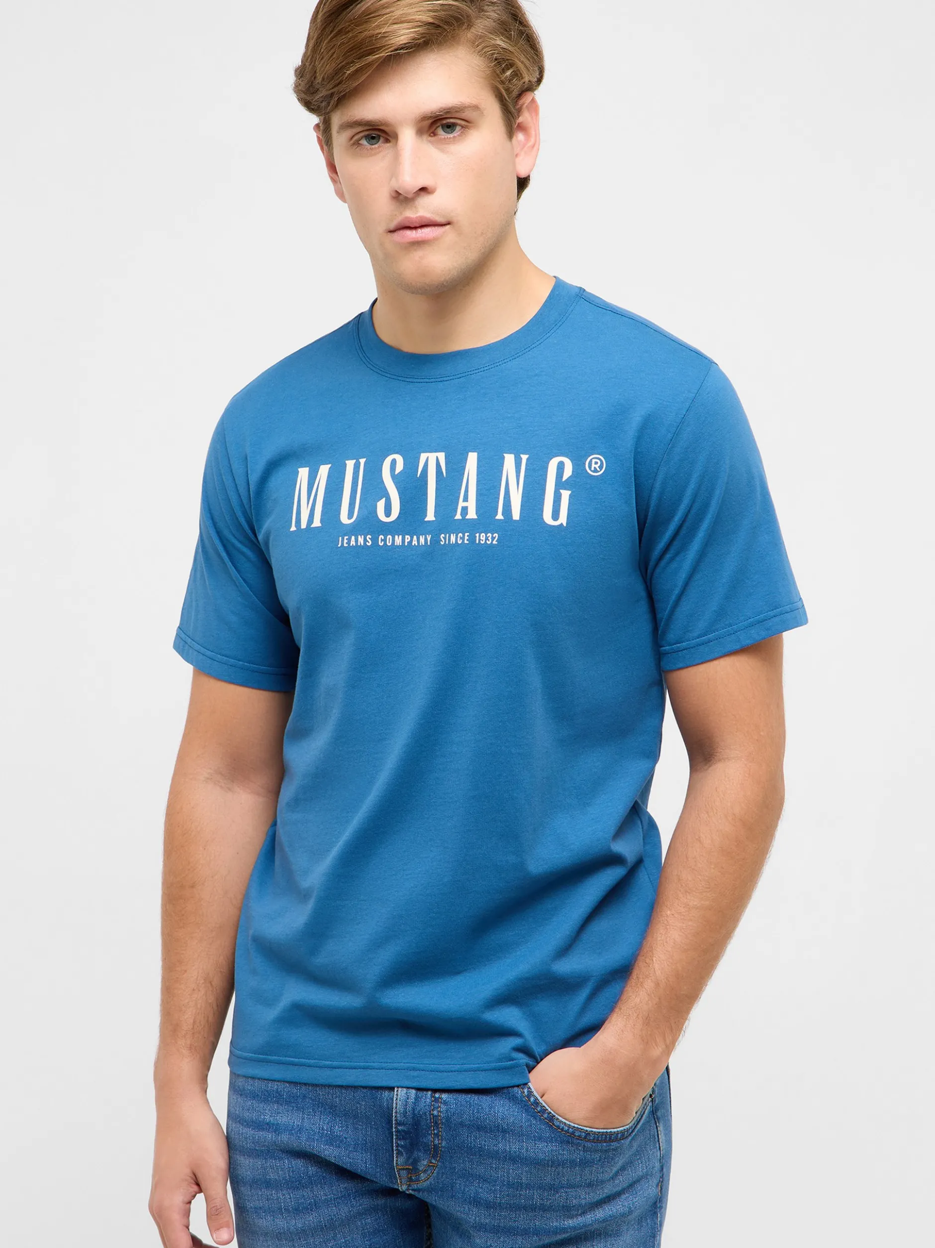 Mustang Herren T-Shirt in blau - Ausschnitt: Rundhals