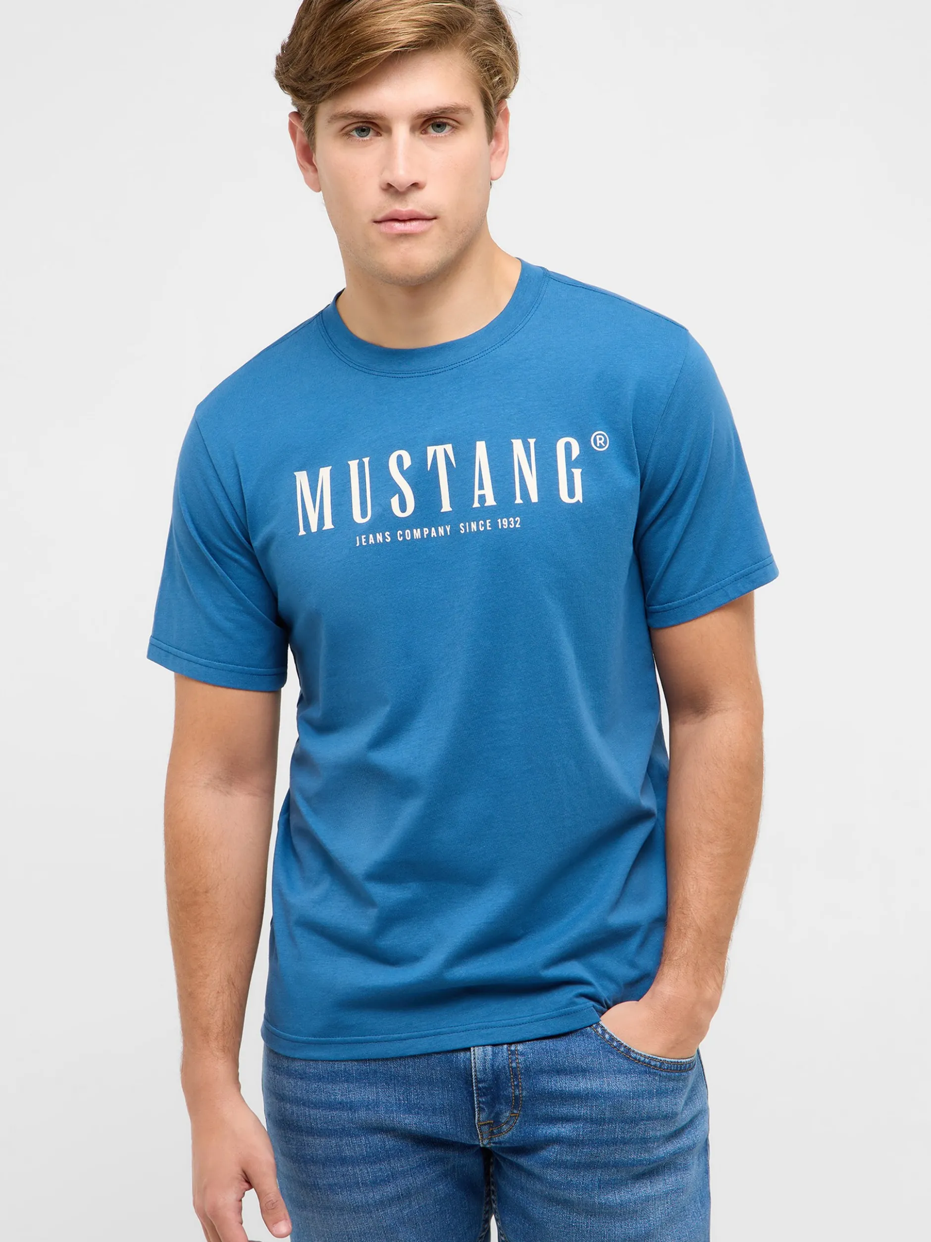 Mustang Herren T-Shirt in blau - Ausschnitt: Rundhals