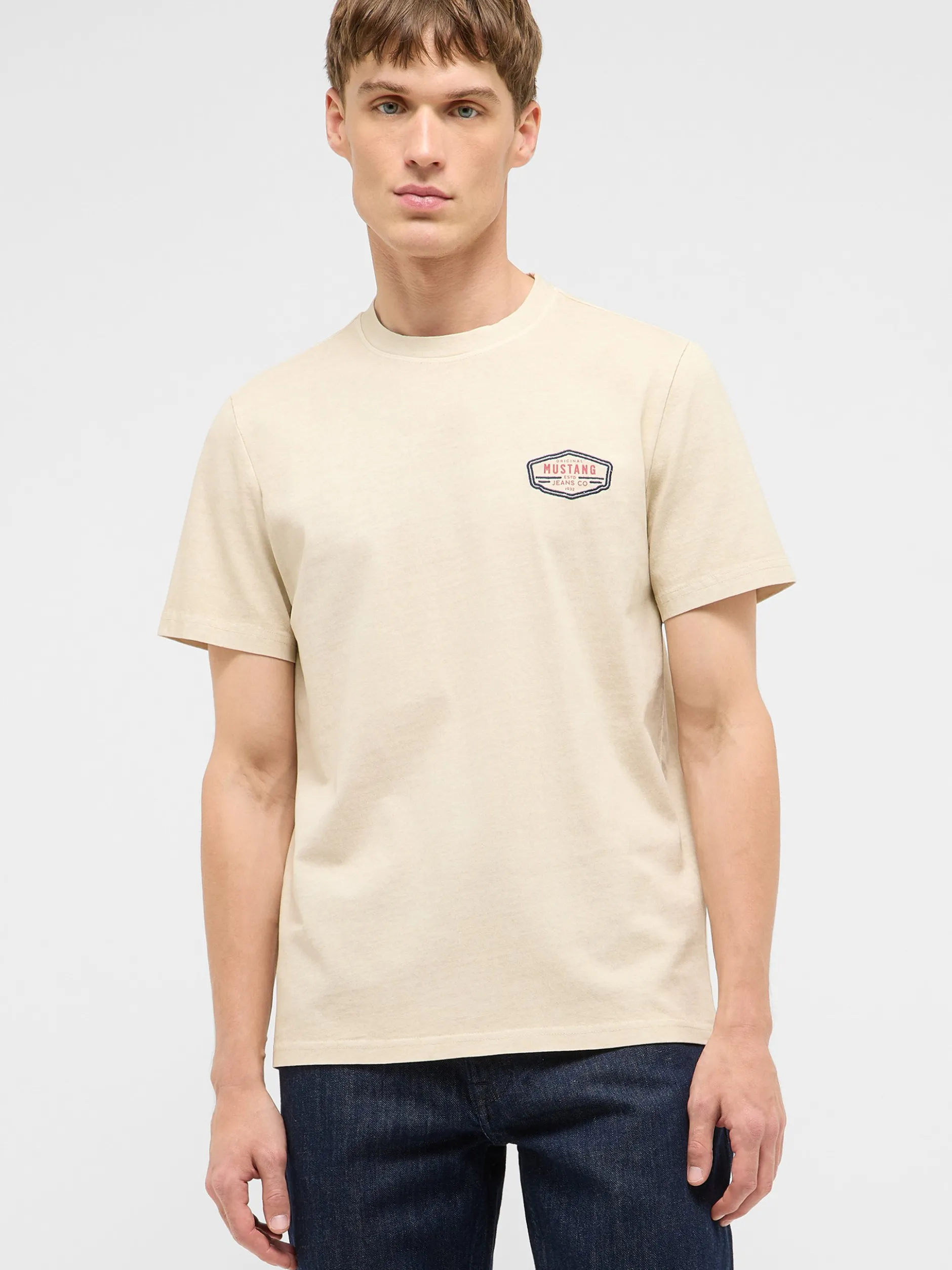 Mustang Herren T-Shirt in braun - Ausschnitt: Rundhals