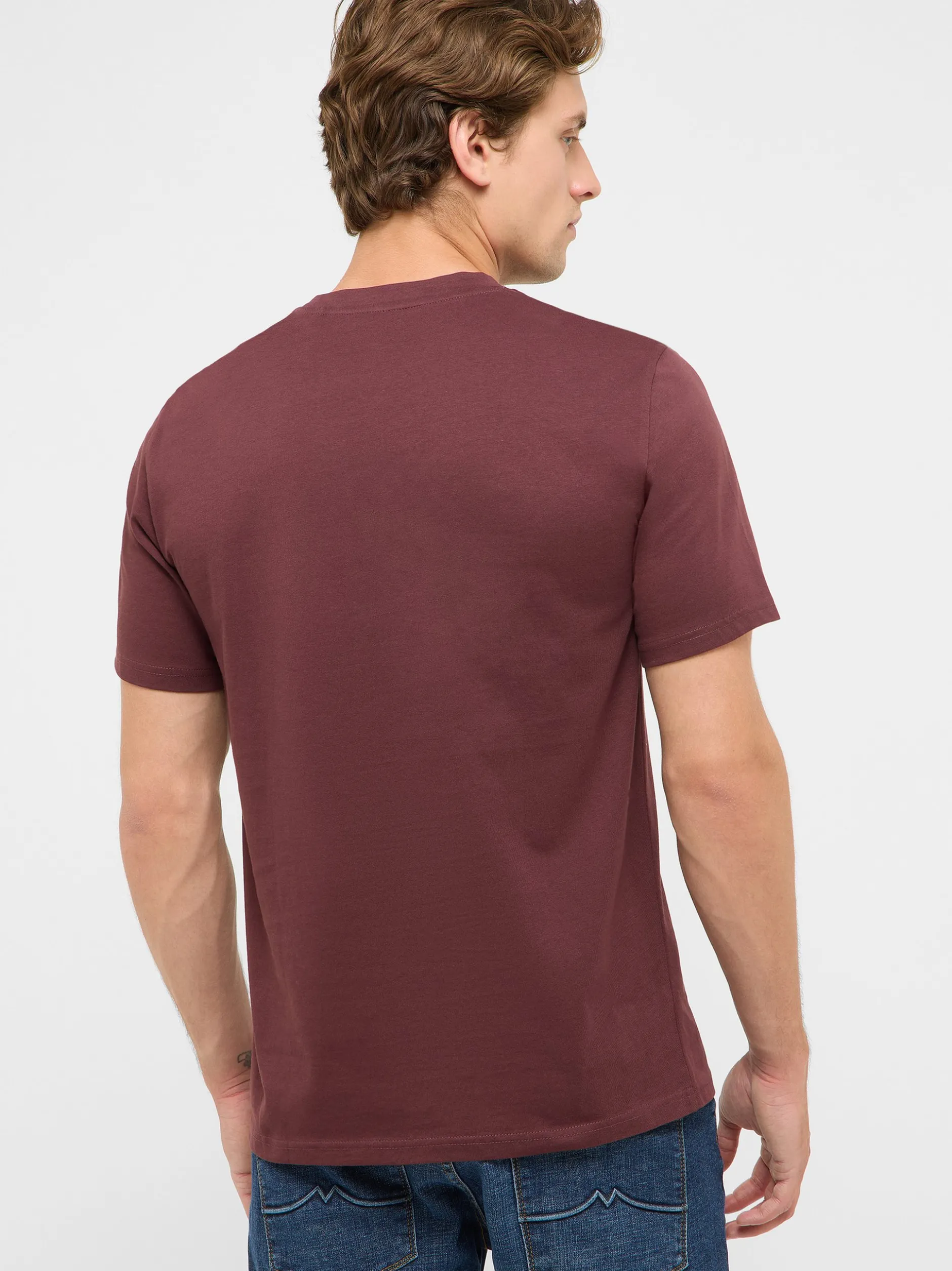 Mustang Herren T-Shirt in braun - Ausschnitt: Rundhals