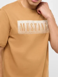 Mustang Herren T-Shirt in braun - Ausschnitt: Rundhals