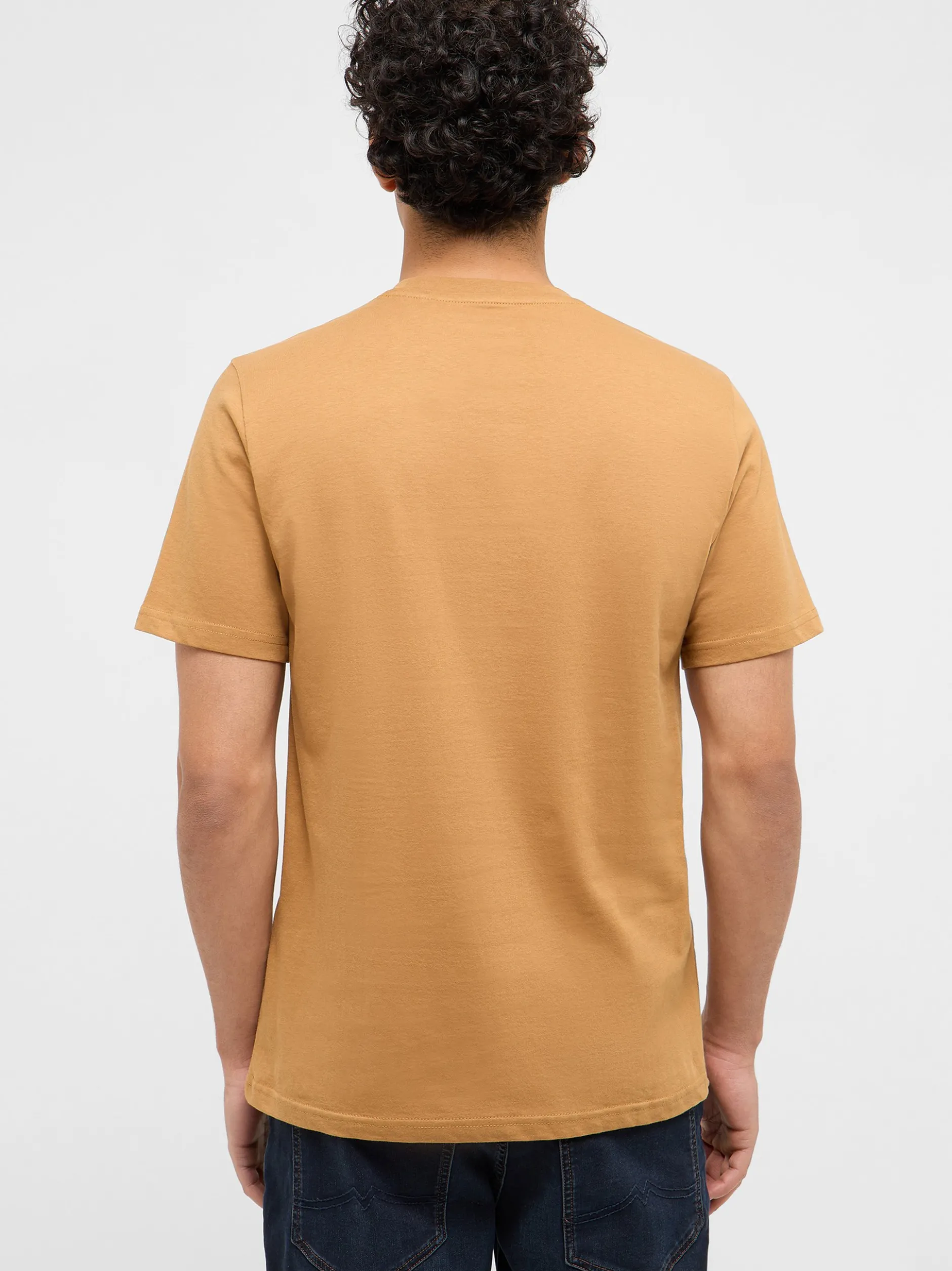 Mustang Herren T-Shirt in camel - Ausschnitt: Rundhals