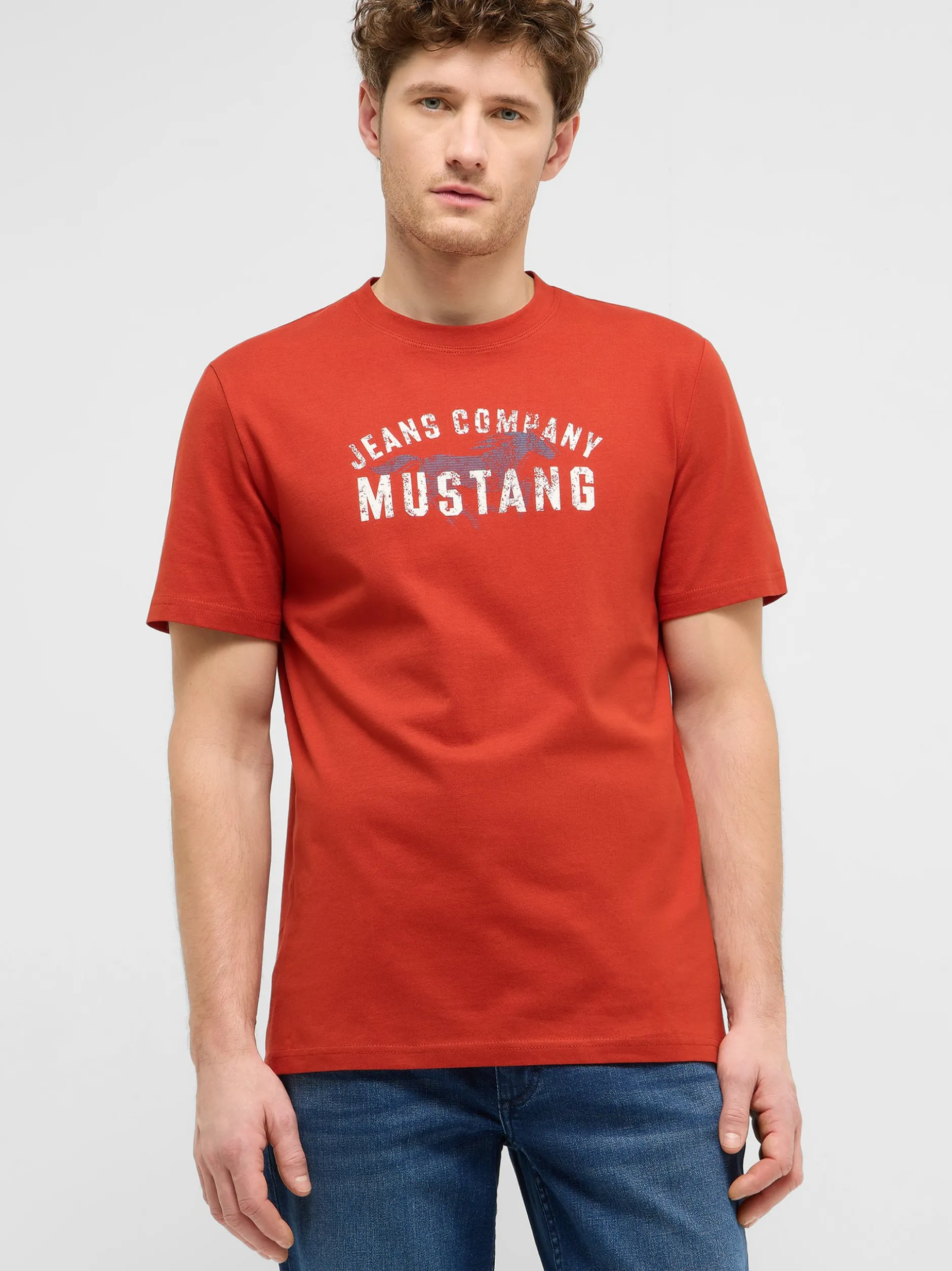 Mustang Herren T-Shirt in rot - Ausschnitt: Rundhals