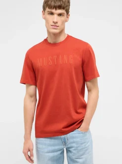 Mustang Herren T-Shirt in rot - Ausschnitt: Rundhals