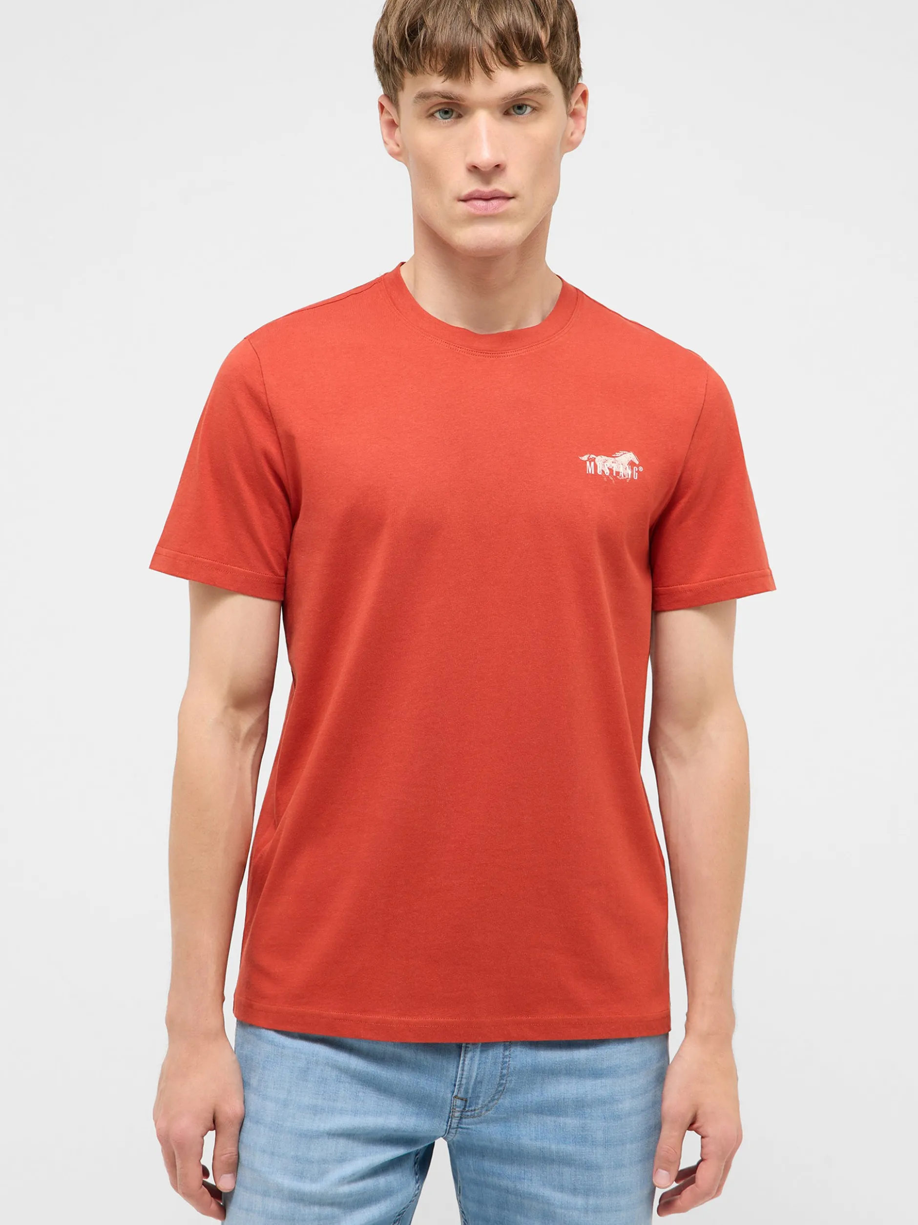 Mustang Herren T-Shirt in rot - Ausschnitt: Rundhals